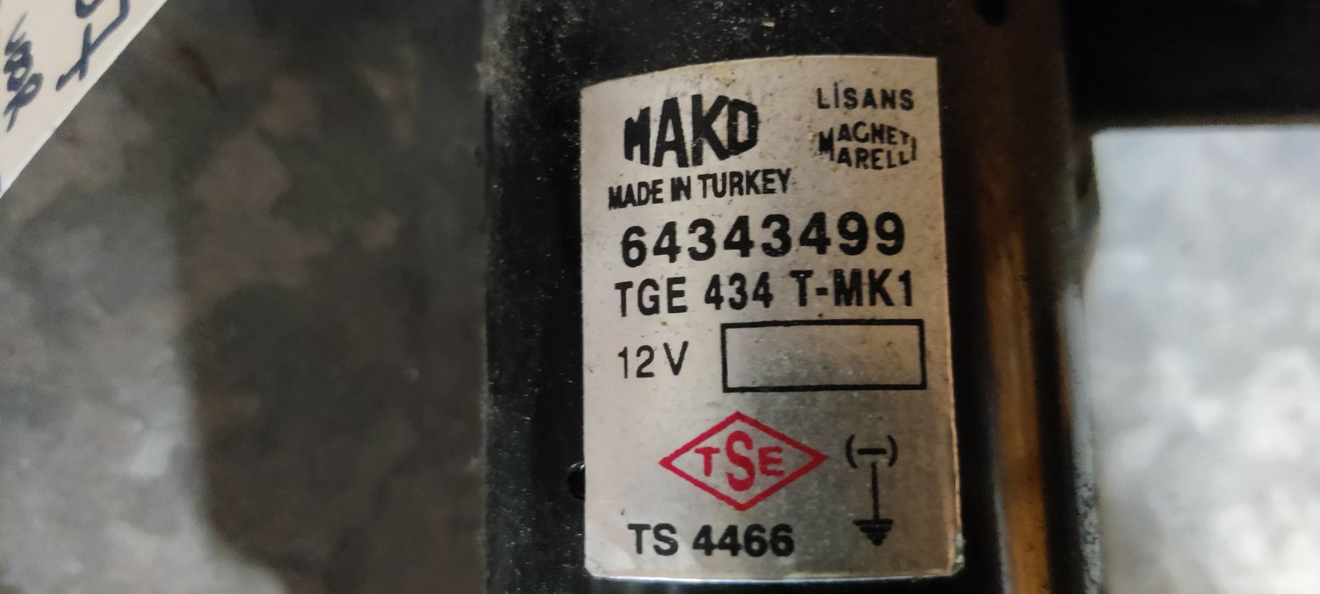 Fiat Doblo 1.3 ruitenwissermotor met stangenstelsel.