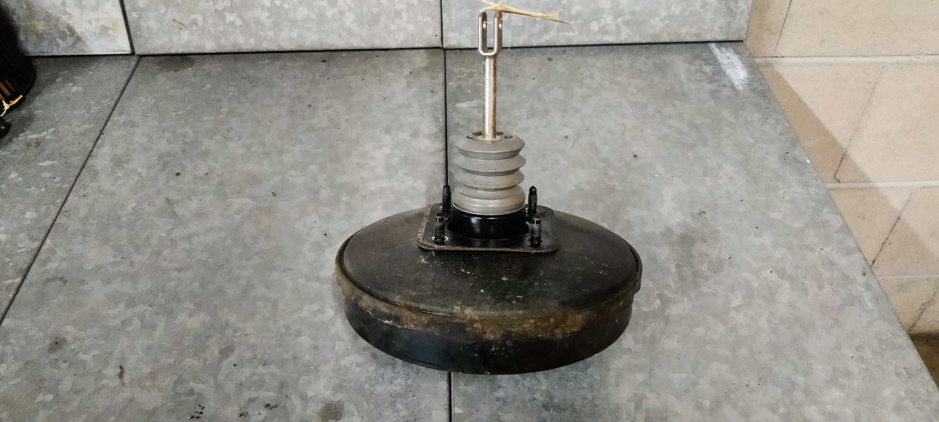 Renault Twingo rembekrachtiger uit 2013.