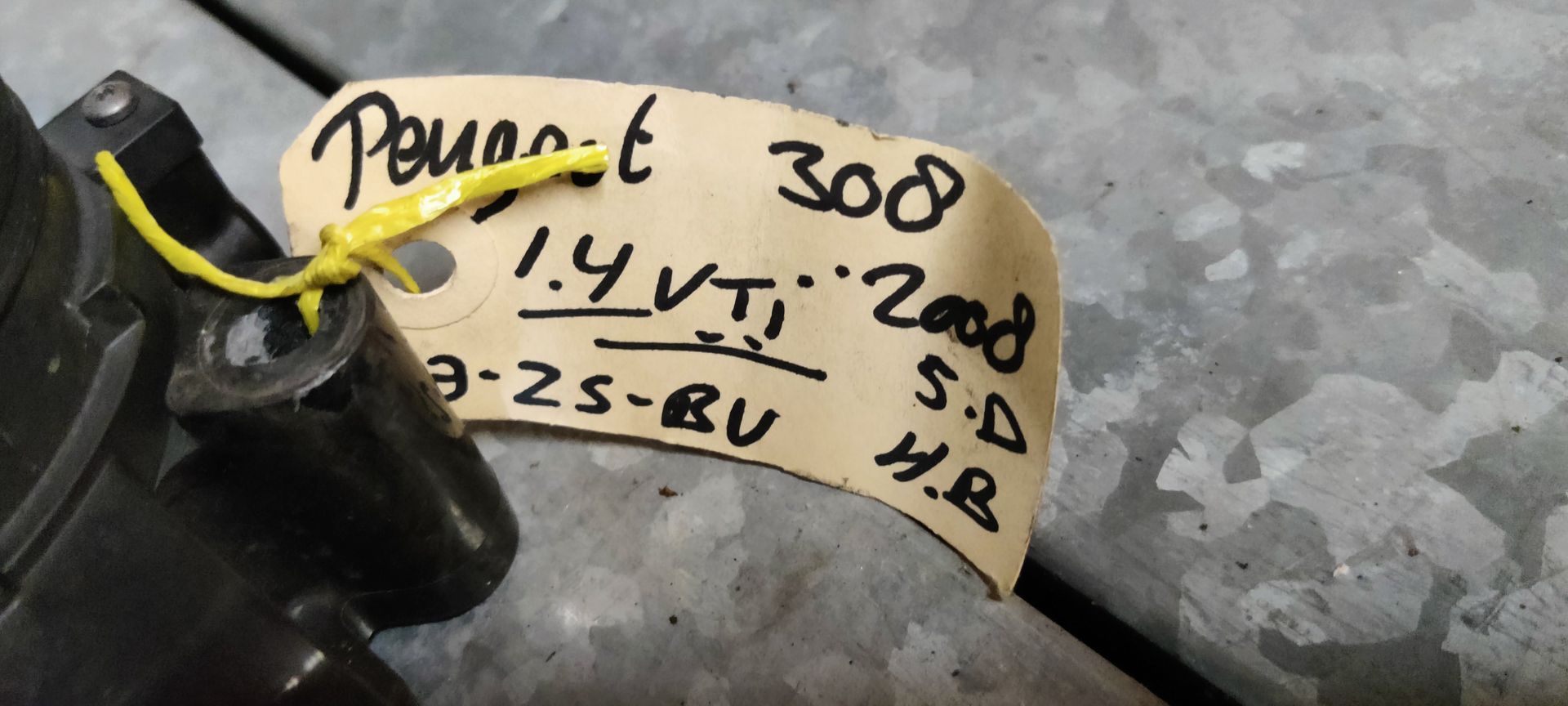 Peugeot 308 luchtklep van een 1.4 VTi uit 2008.