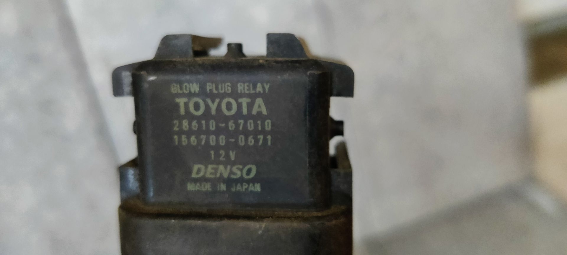 Toyota RAV 4 start relais uit 2008.