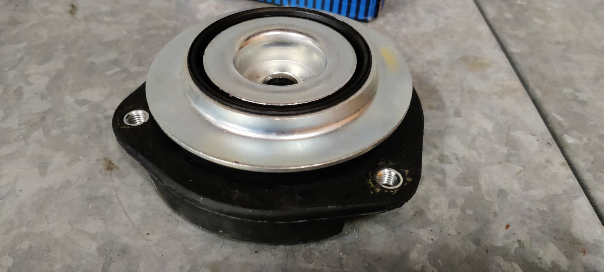 Audi, Ford, Volvo nieuwe onderdelen bij Stegeman in Exel.