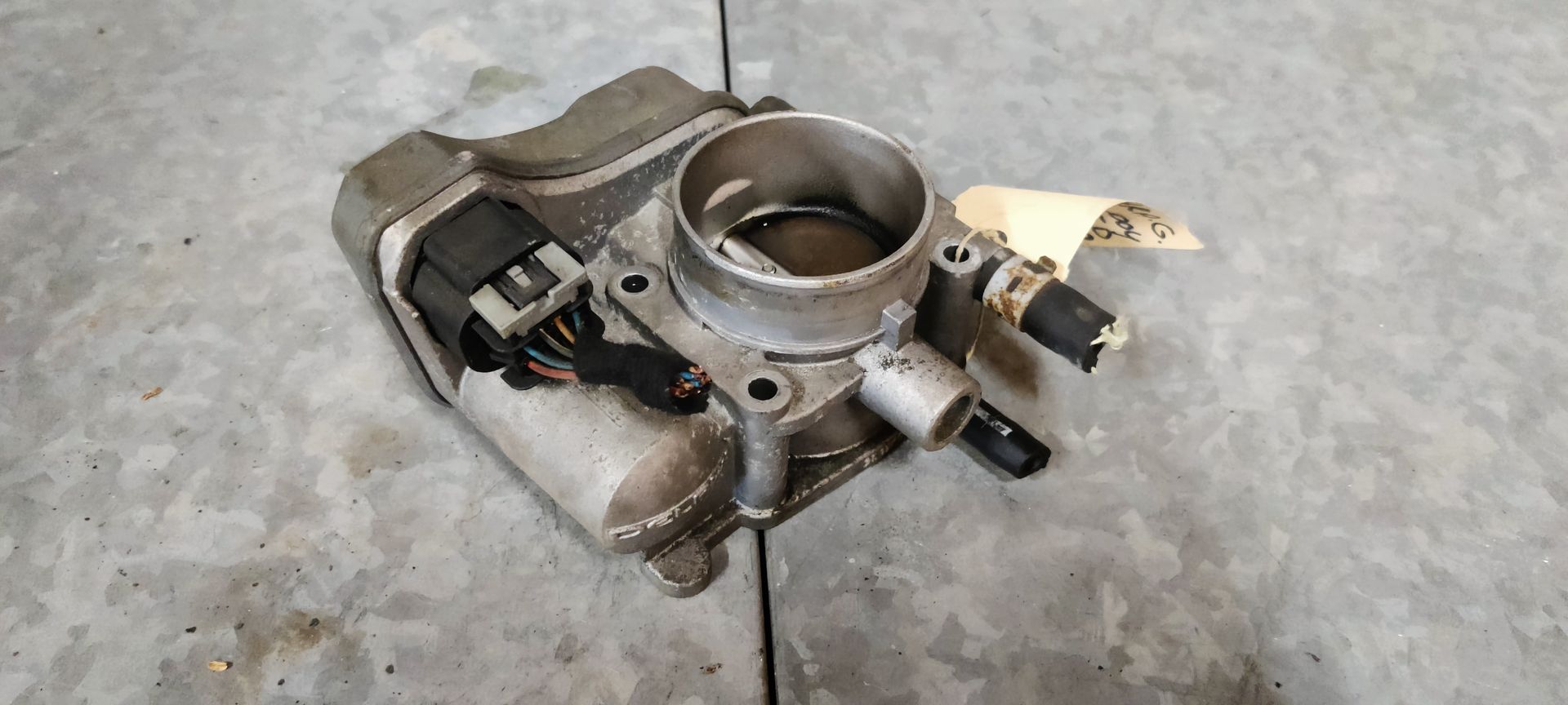 Opel Astra G luchtklep uit 2004.