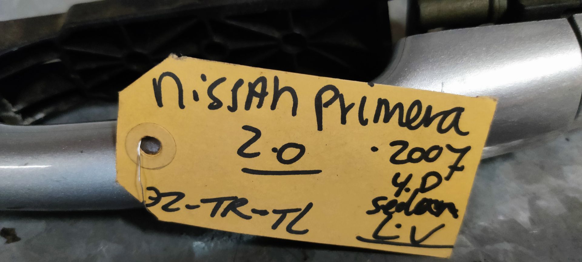 Nissan Primera linksvoor deurhendel 2007.