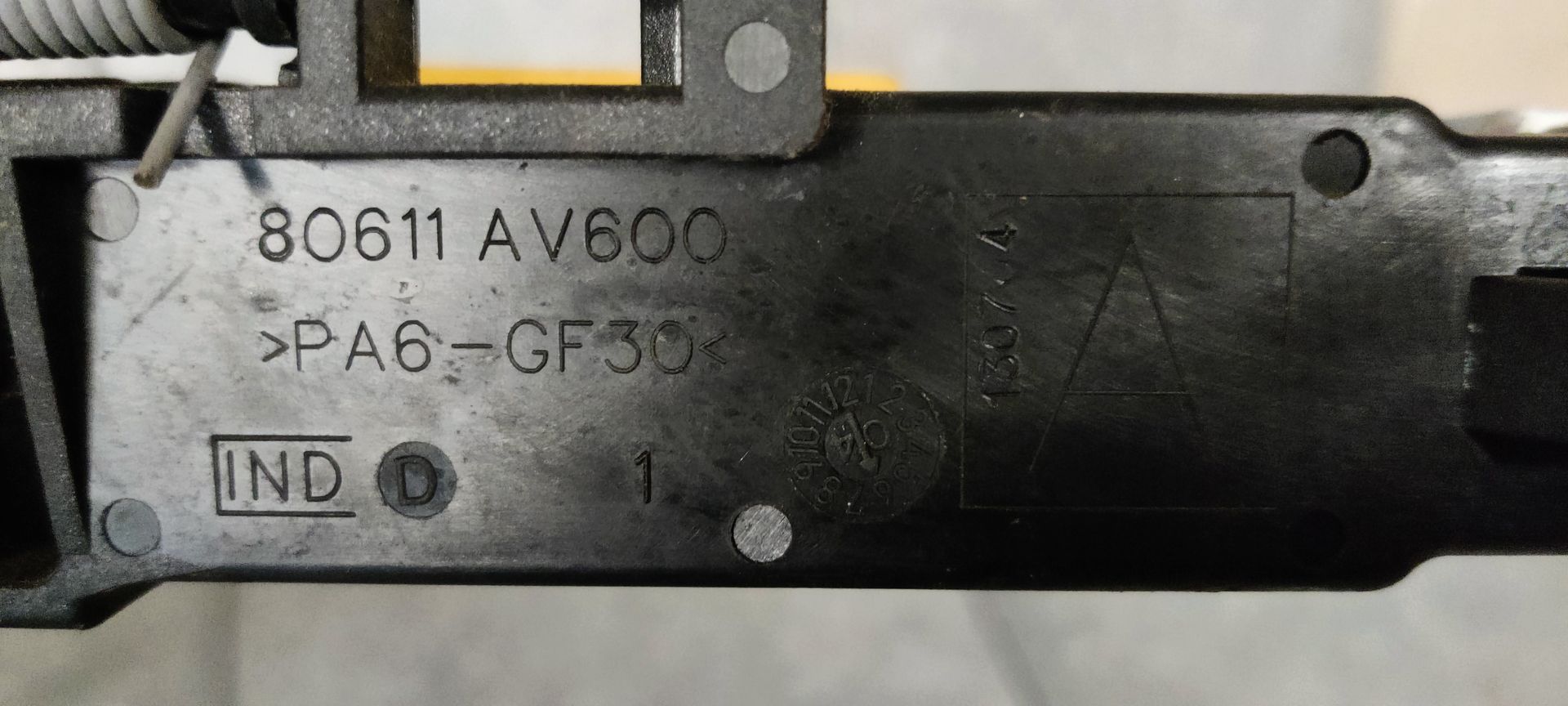 Nissan Primera linksvoor deurhendel 2007.