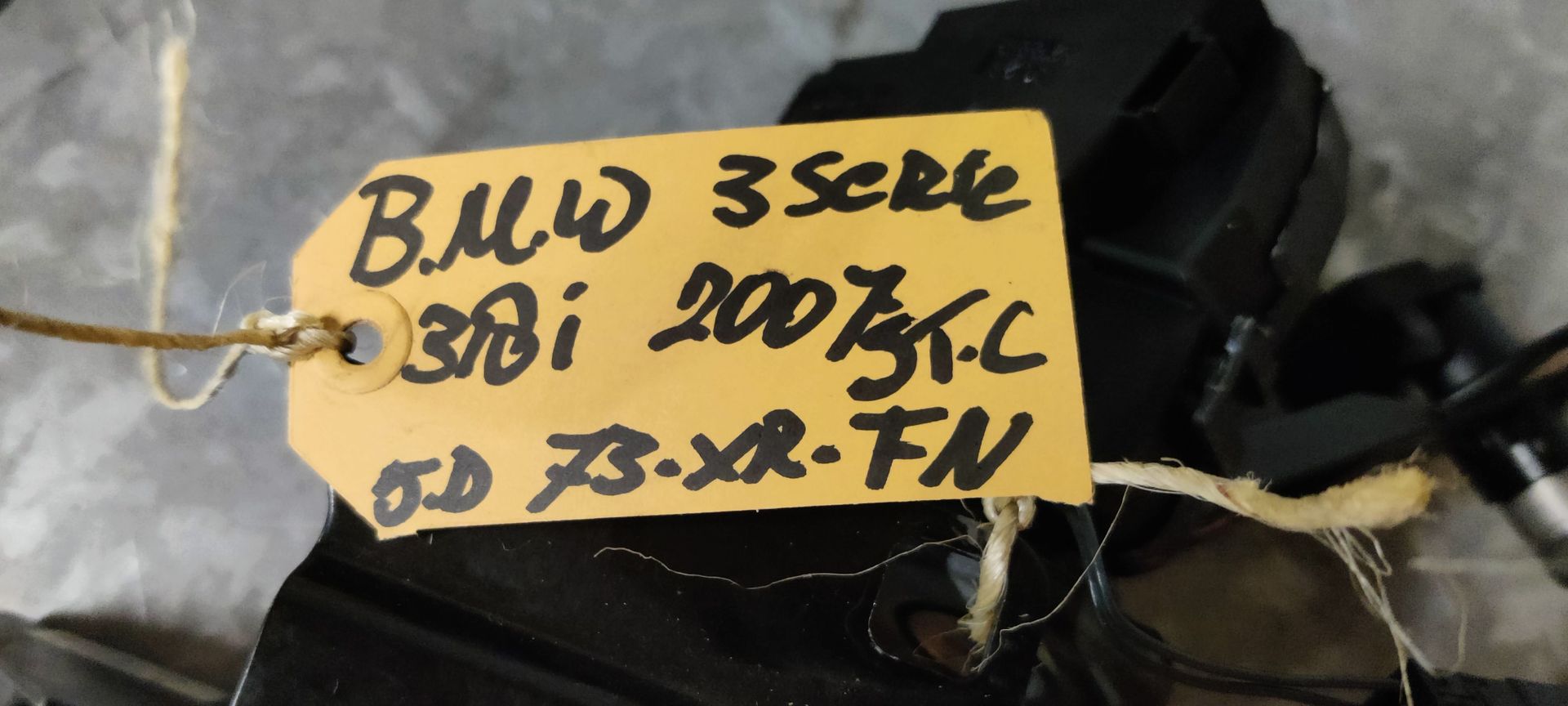 BMW 3 serie ruitenwissermotor achter (E91).