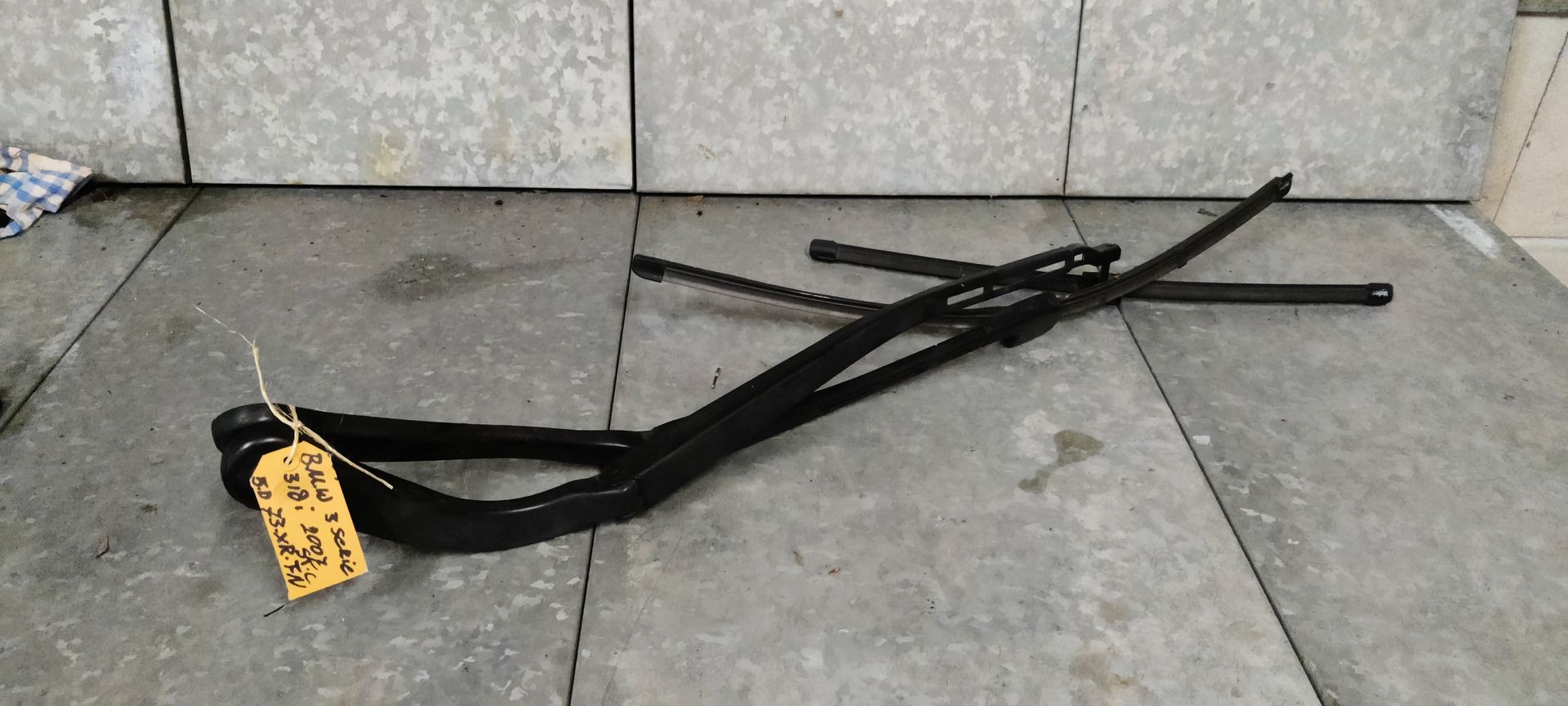 BMW 3 serie ruitenwisser armen (E90, E91).