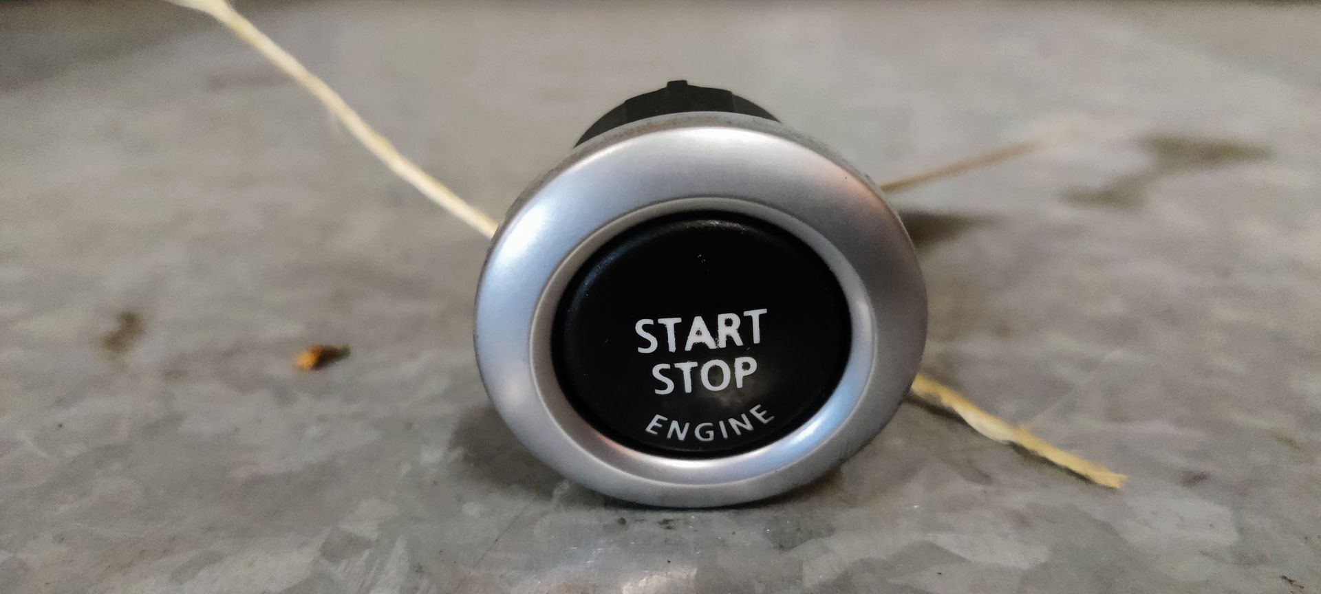 BMW 3 serie  start stop knop (E90, E91).