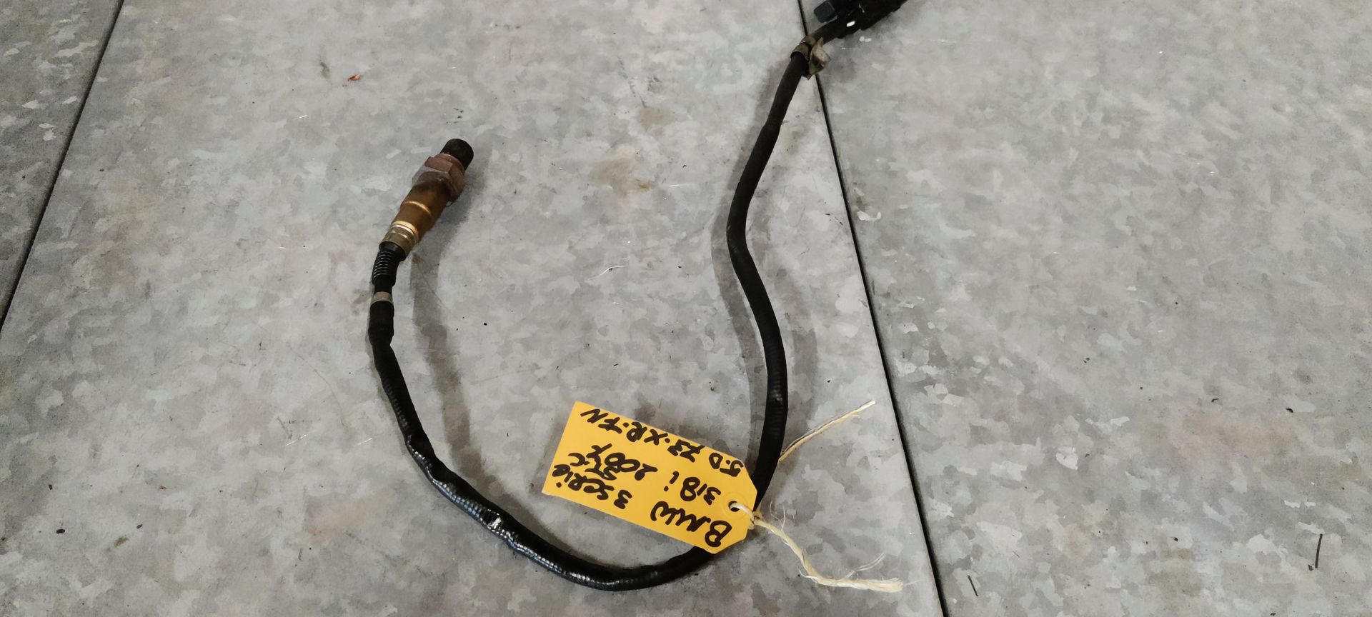 BMW 3 serie  lambdasonde (E90, E91) met stekker.