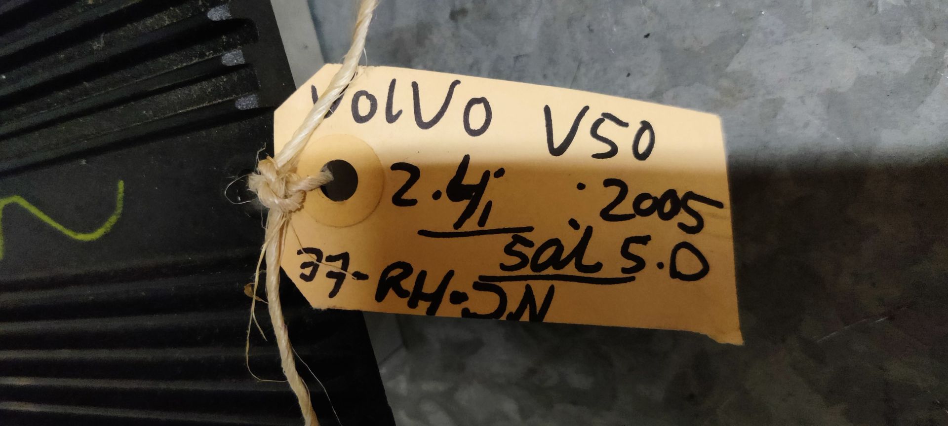 Volvo V50 originele versterker.