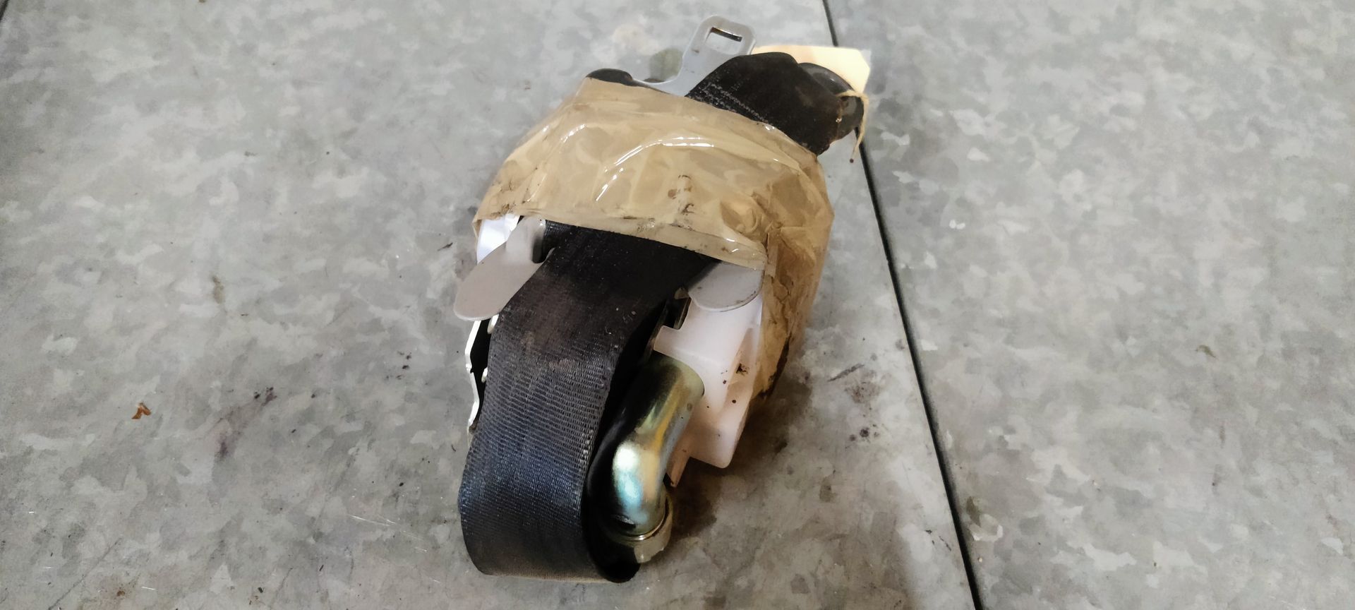 Toyota RAV 4 rolgordel linksvoor.