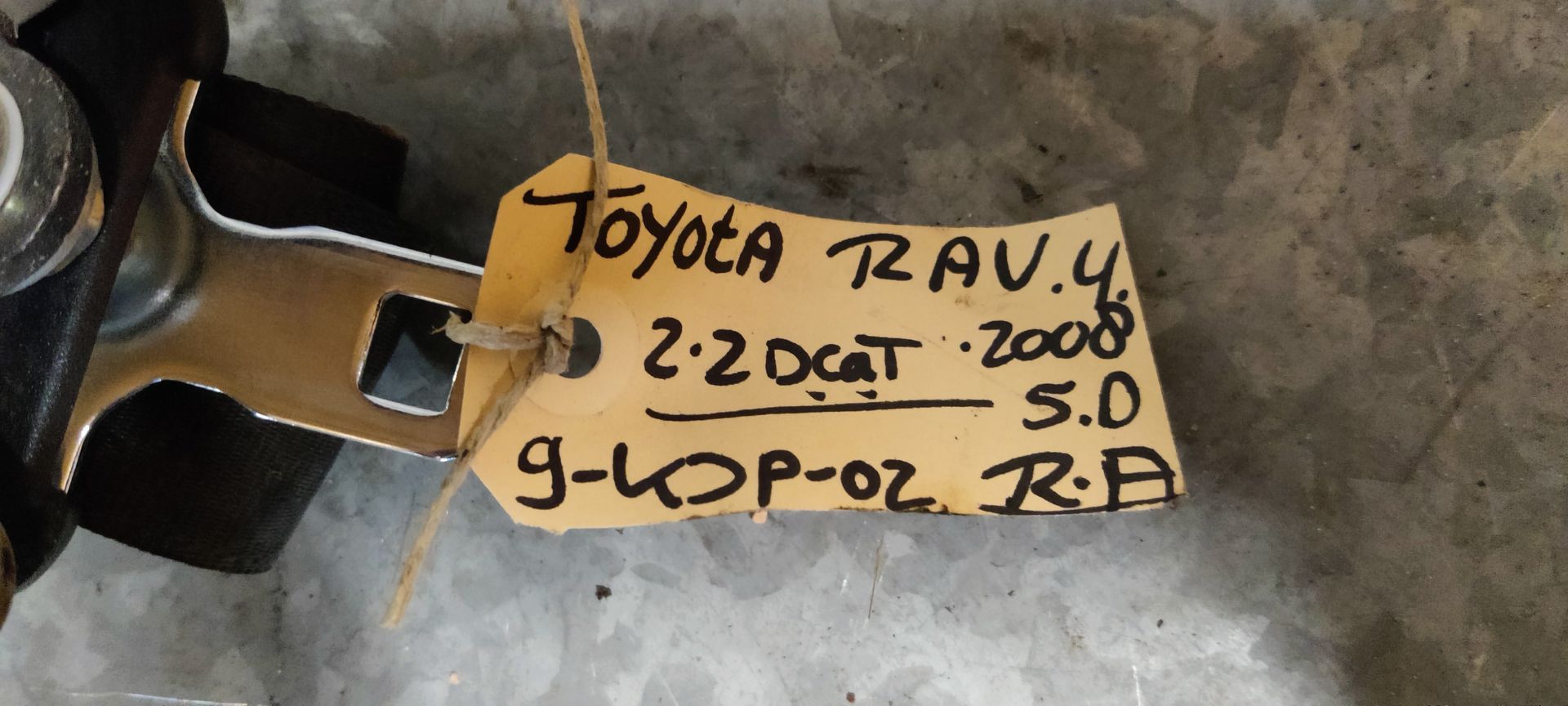 Toyota RAV 4 rolgordel rechtsachter uit 2008.