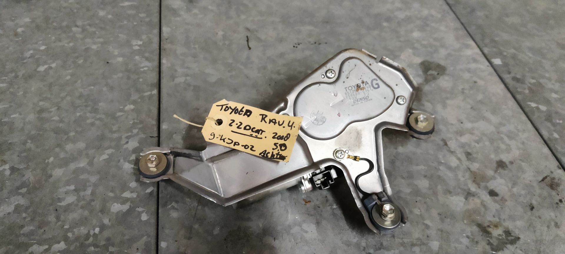 Toyota RAV 4ruitenwissermotor achter uit 2008.