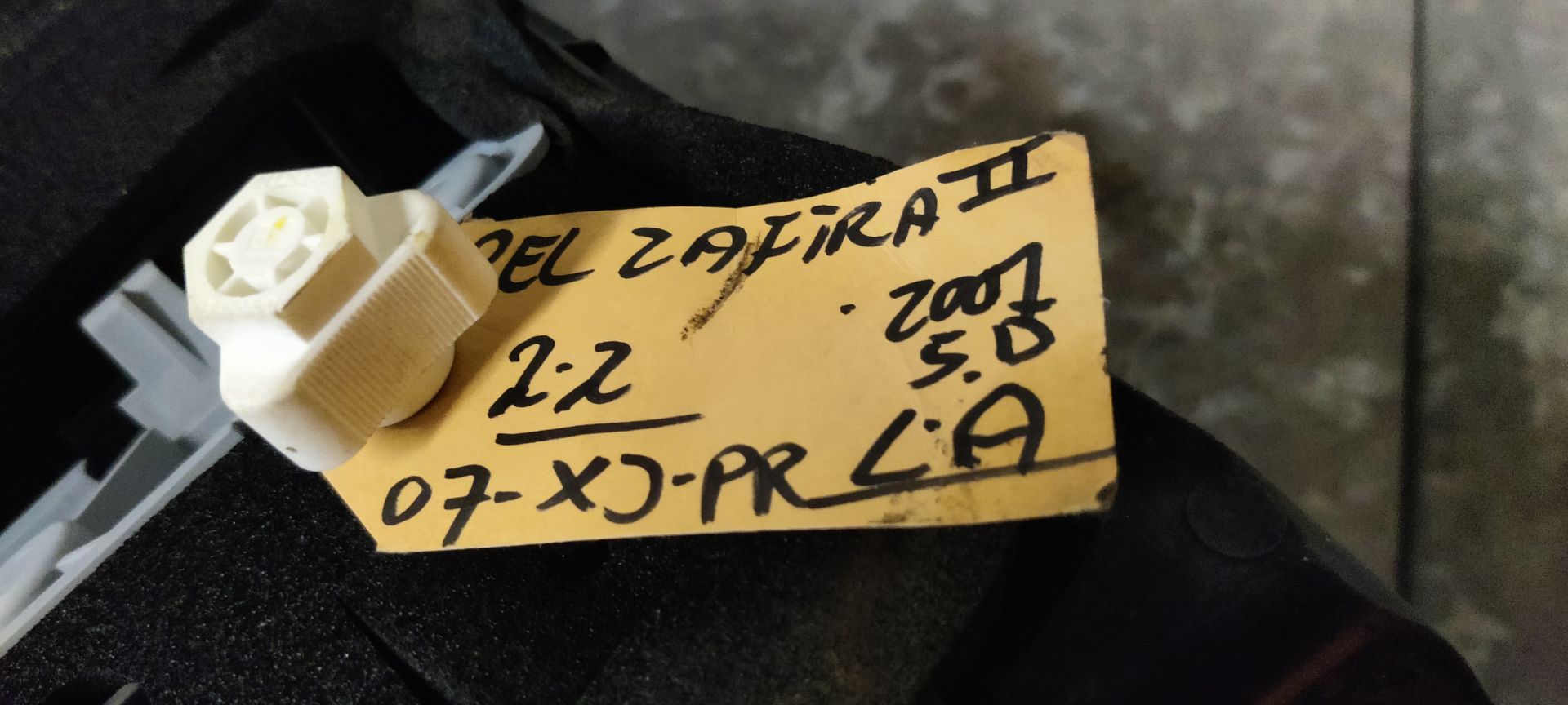 Opel Zafira II van 2007 linker achterlicht.