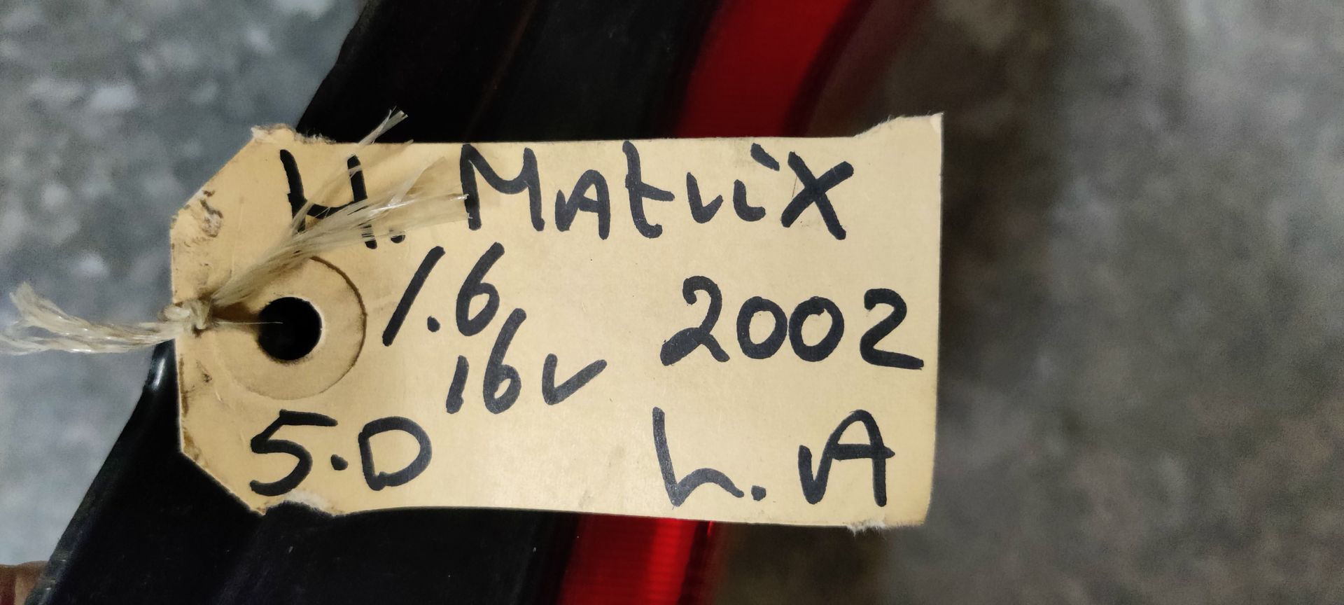 Hyundai Matrix uit 2002 linker achterlicht.