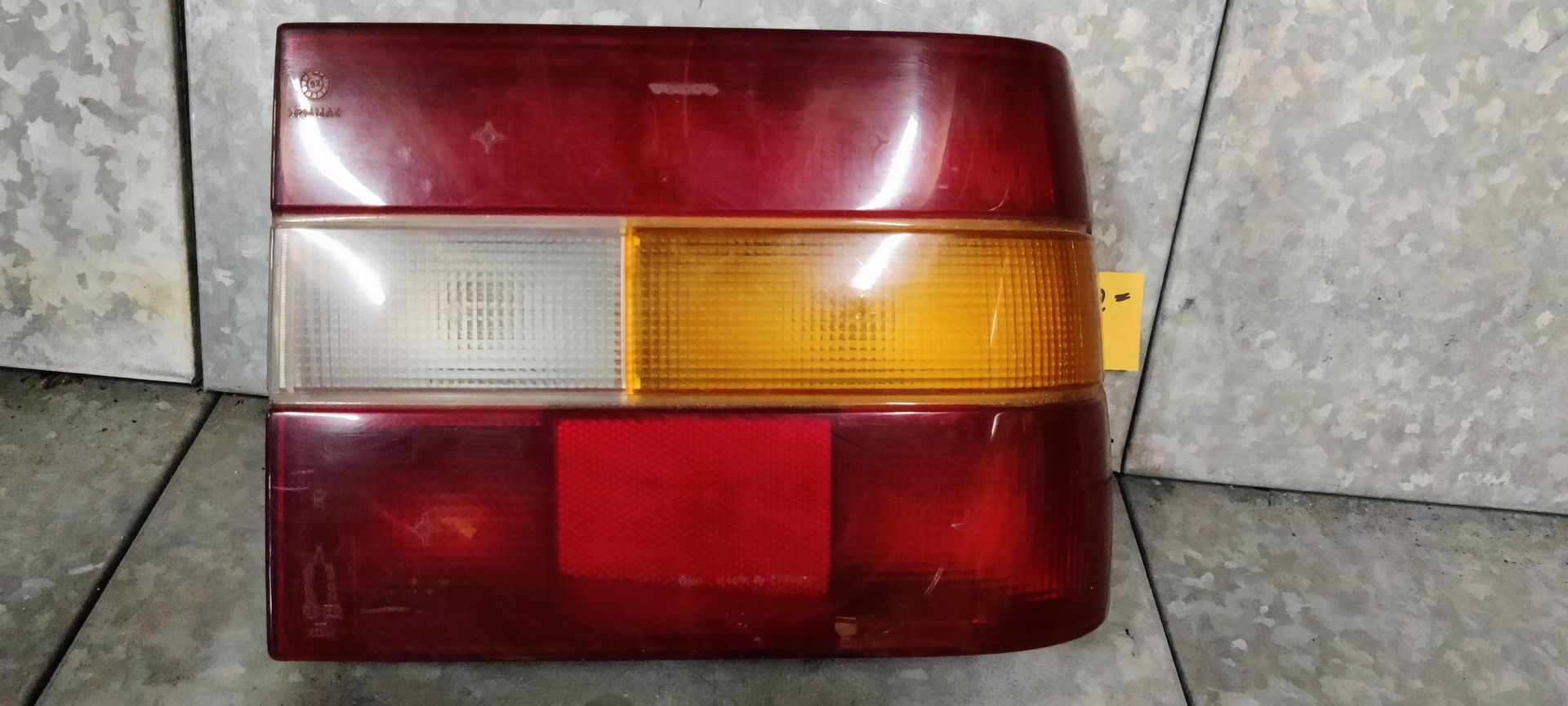 Volvo 850 rechter achterlicht uit 1992.