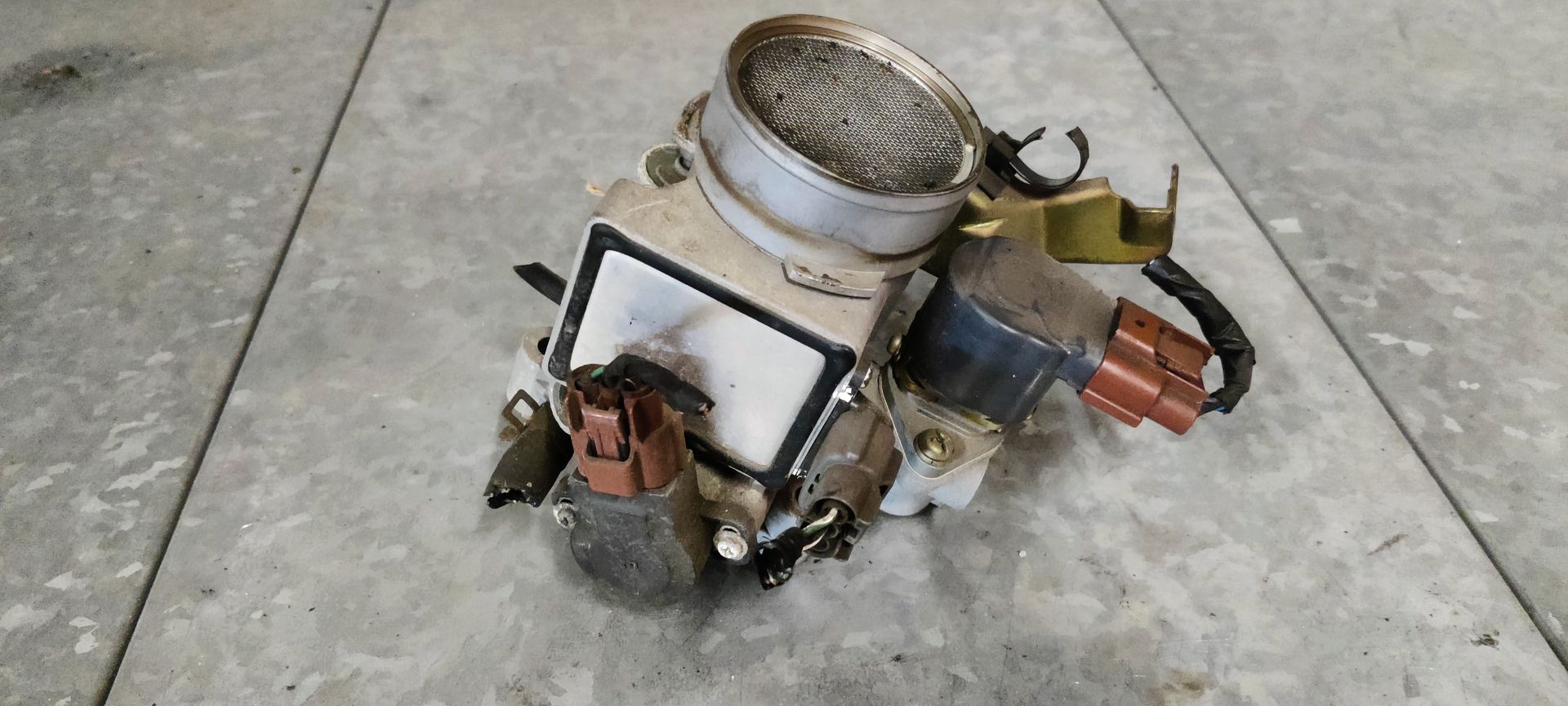 Nissan Micra carburateur bij Stegeman Autosloperij.
www.stegemancarparts.nl