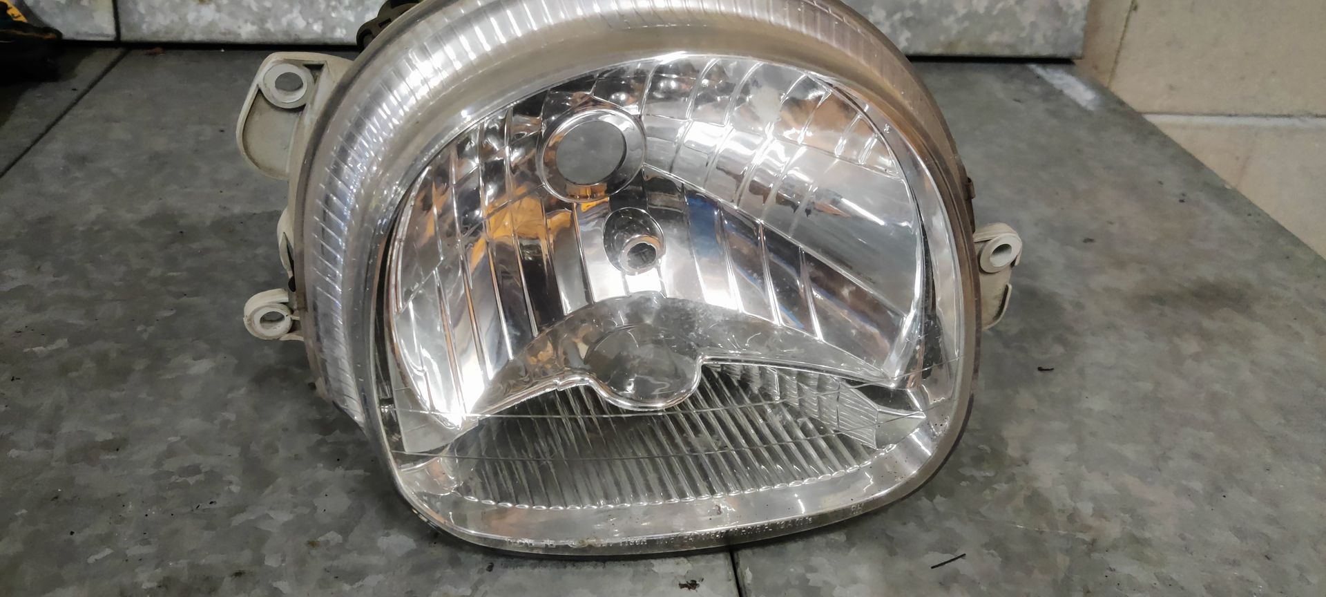 Renault Twingo oud model koplamp