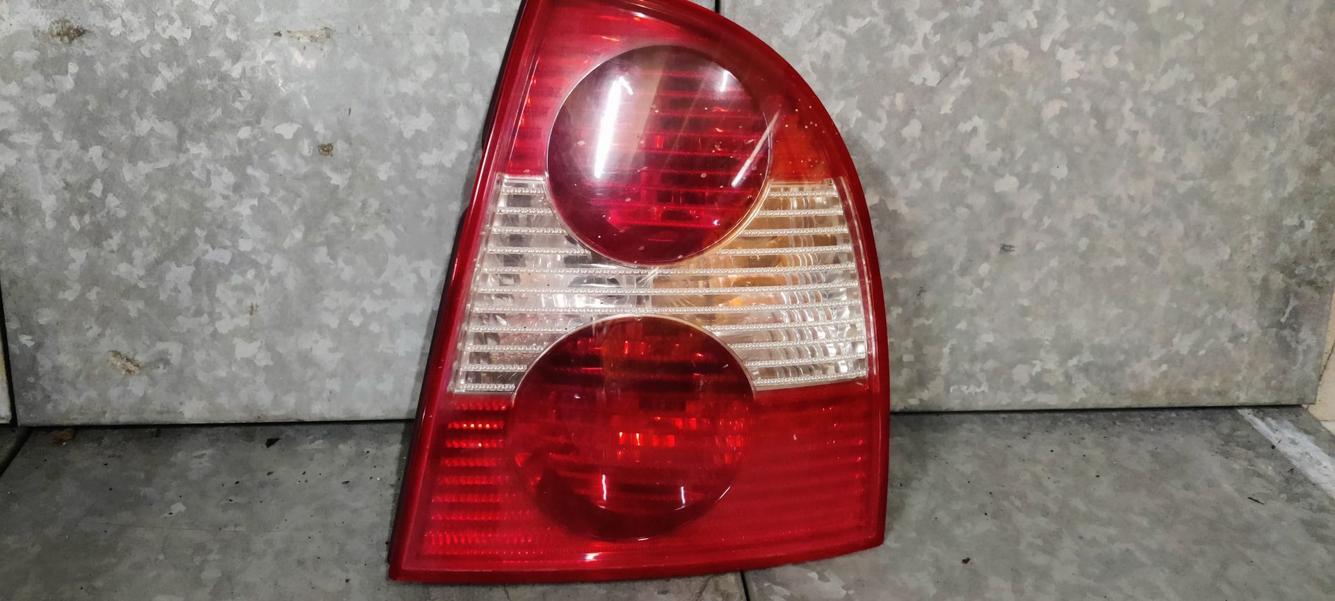 Passat achterlicht onderdelen Stegeman Car Parts
www.stegemancarparts.nl