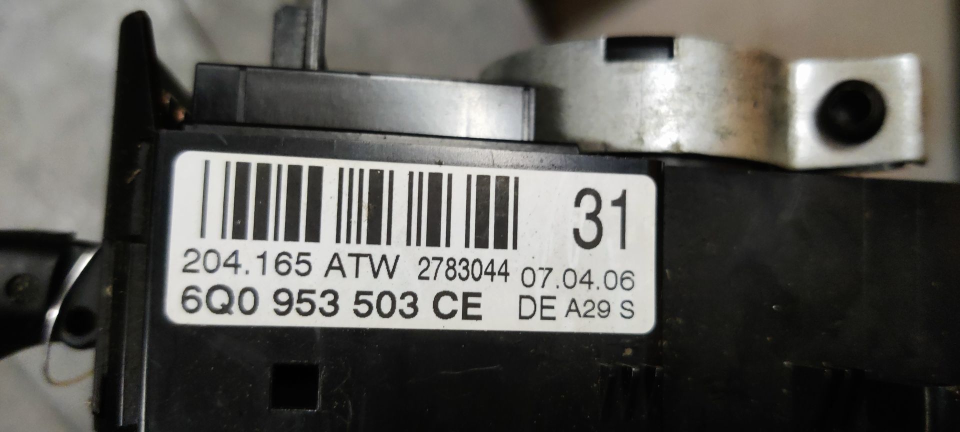 VW Polo  gebruikte stuurkolomschakelaar.