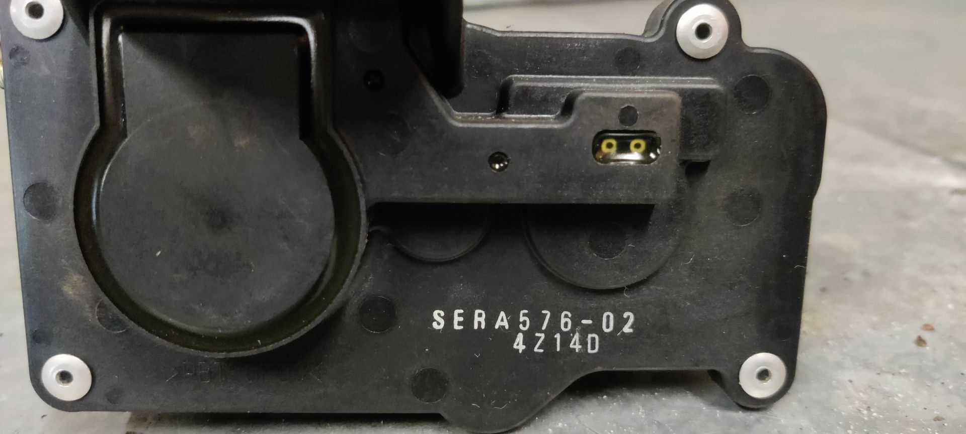 Nissan Micra gasklephuis bij Autosloperij Stegeman