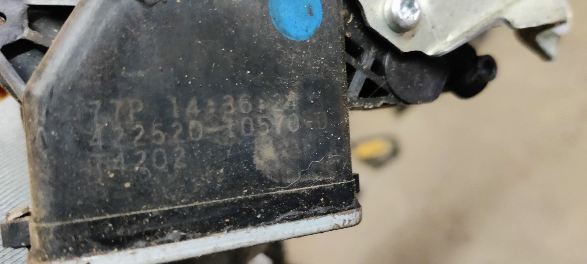 RAV 4 raam mechanisme