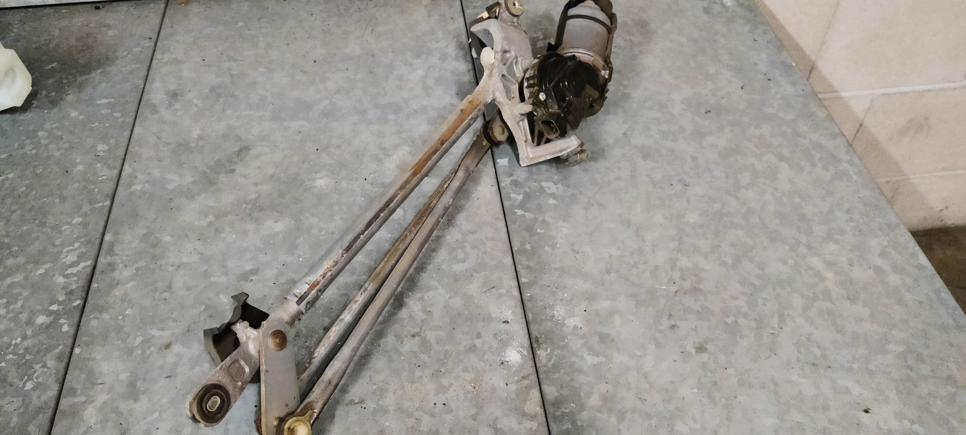 Toyota RAV4 gebruikte en nieuwe onderdelen bij Stegeman Carparts in Exel (tussen Deventer en Hengelo).