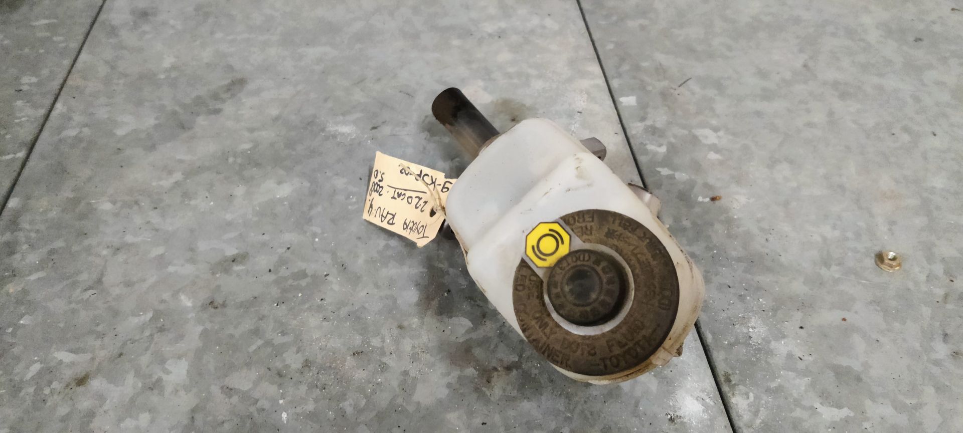 Hoofdremcilinder bij Stegeman in Exel