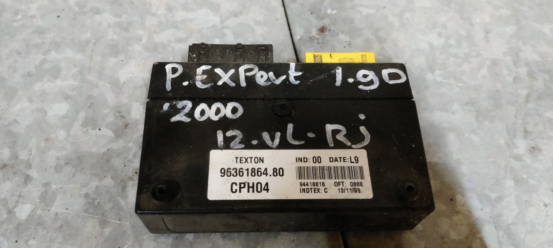 Peugeot Expert en Fiat Scudo gebruikte onderdelen bij www.stegemanautosloperij.nl