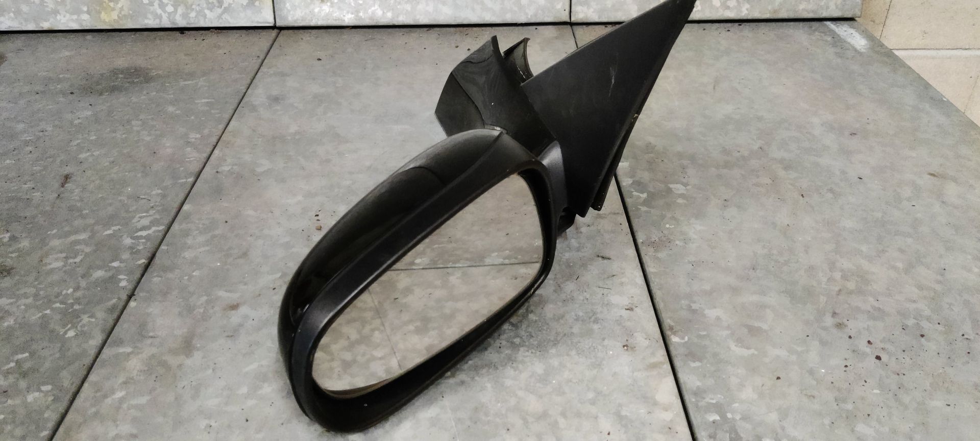 Saab 9-5  onderdelen bij Stegeman Autosloperij V.O.F.