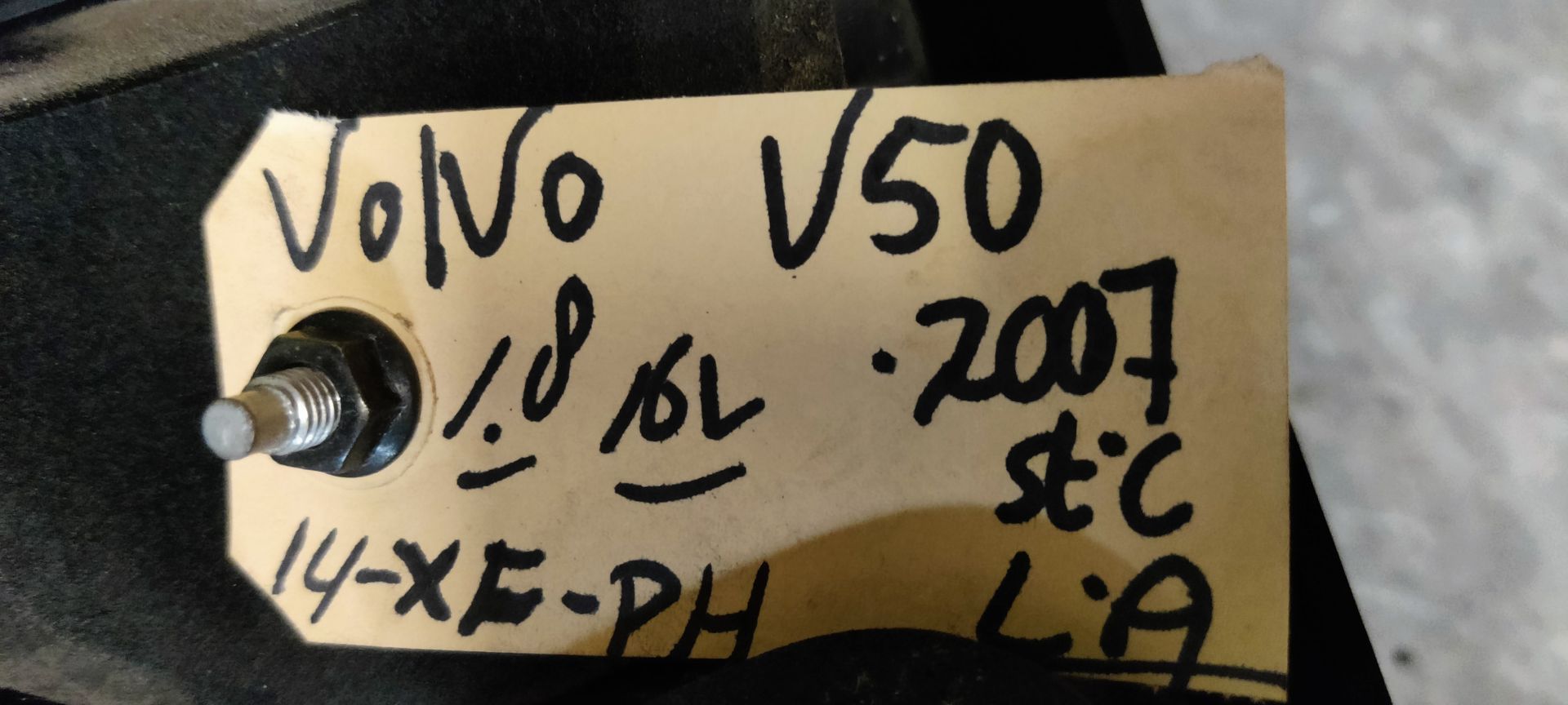 Volvo V50 onderdelen  bij Stegeman Autosloperij V.O.F. in Exel bij Laren (GLD).