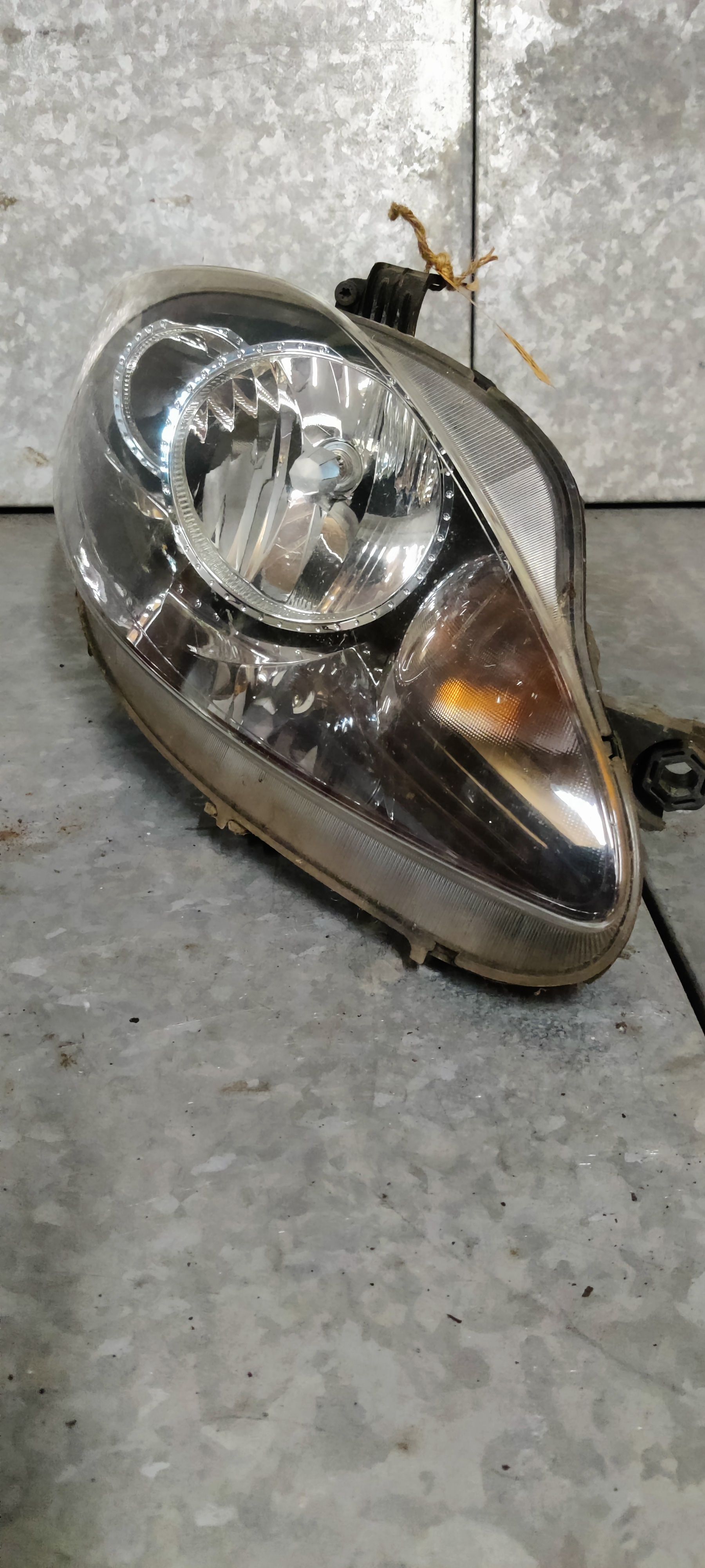 Seat Altea onderdelen nieuw en gebruikt  bij Stegeman Car Parts in Exel bij Laren (GLD).