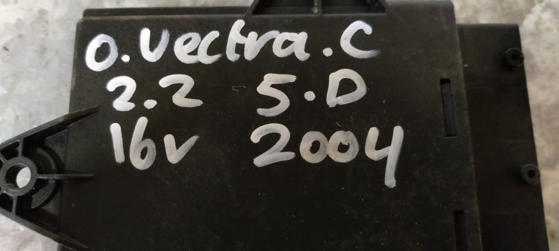 Opel Vectra nieuwe en gebruikte onderdelen bij Stegeman Car Parts in Exel bij Laren (GLD).