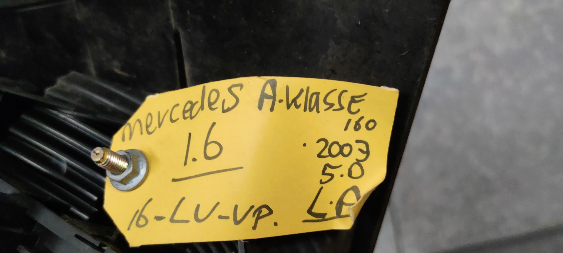 Mercedes A klasse linker achterlicht