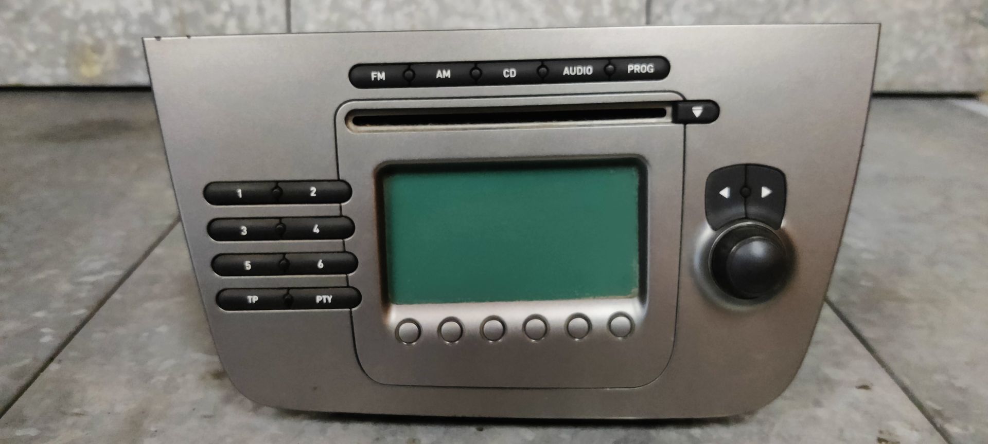 Seat Altea onderdelen bij www.stegemancarparts.nl nieuw en gebruikt.