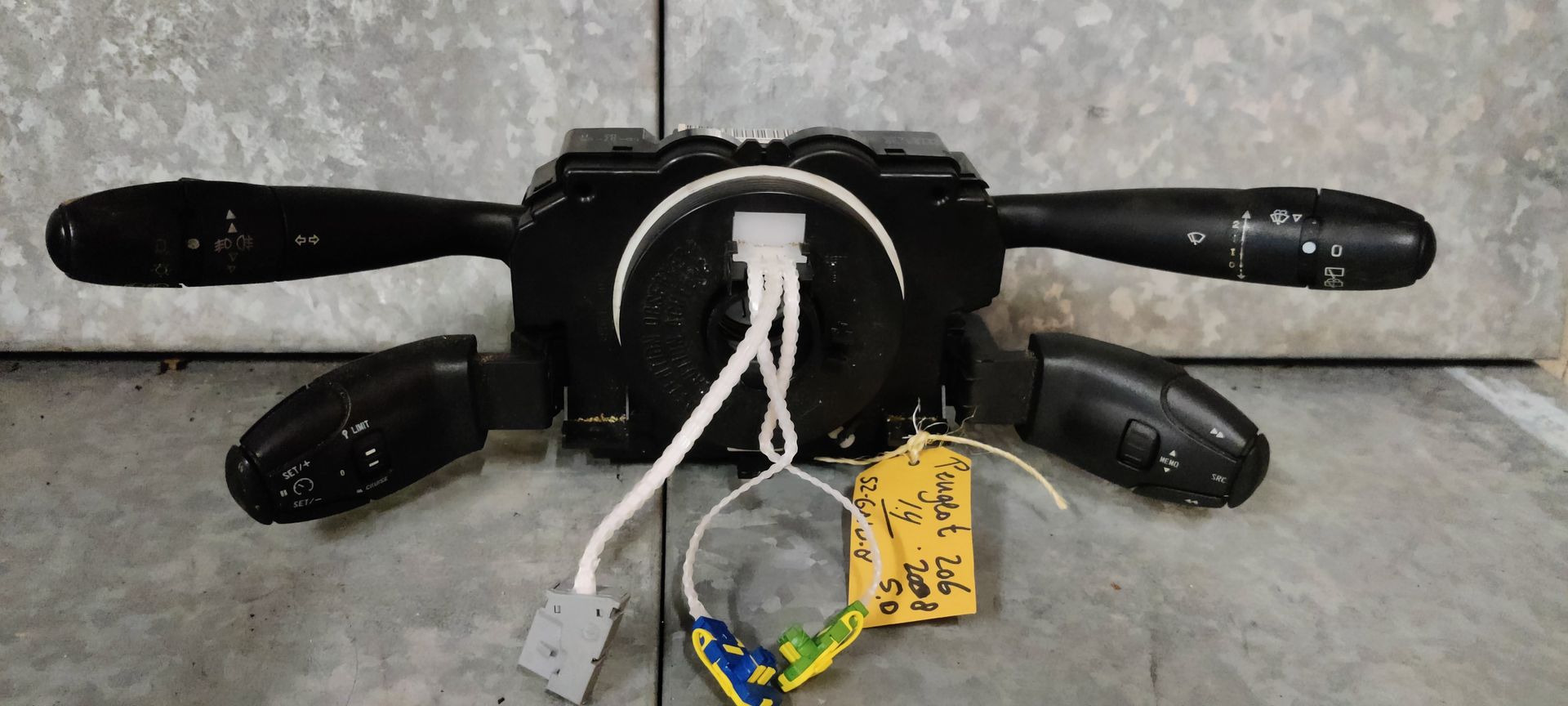 Peugeot onderdelen nieuw en gebruikt bij Stegeman Car Parts, verzenden mogelijk