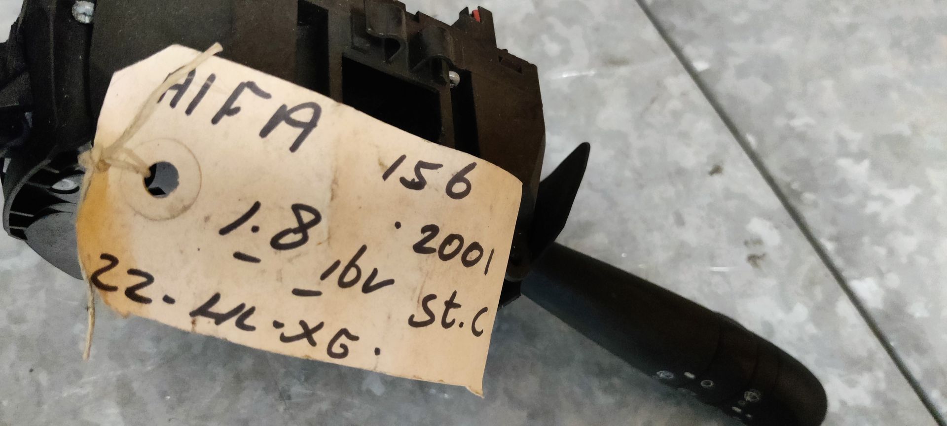 Stuurkolomschakelaar van een Alfa 156