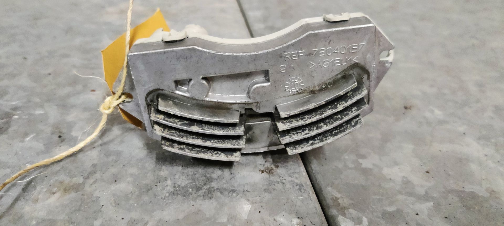 BMW 318i (E91) warmte weerstand uit 2007.