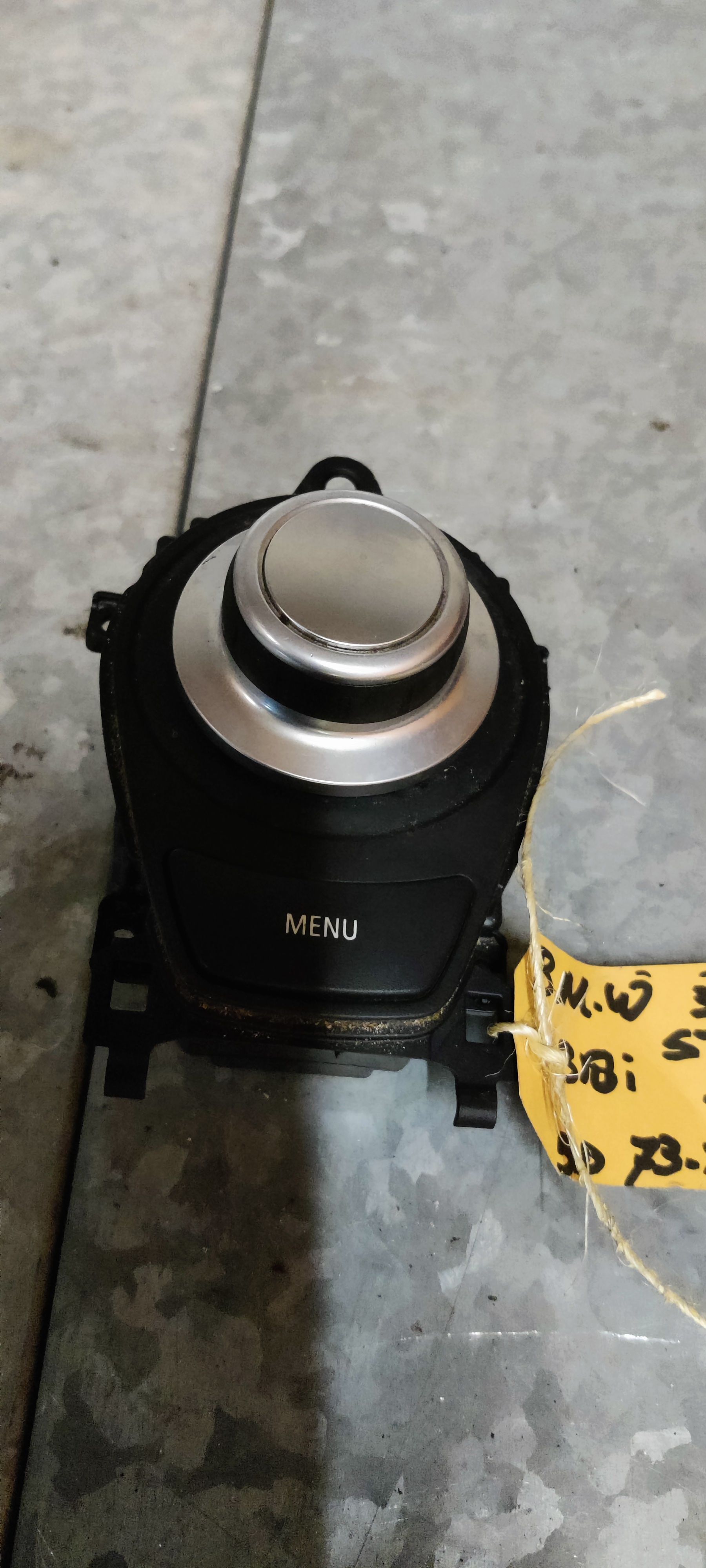 BMW E90, E91 nieuwe en gebruikte auto onderdelen bij www.stegemancarparts.nl