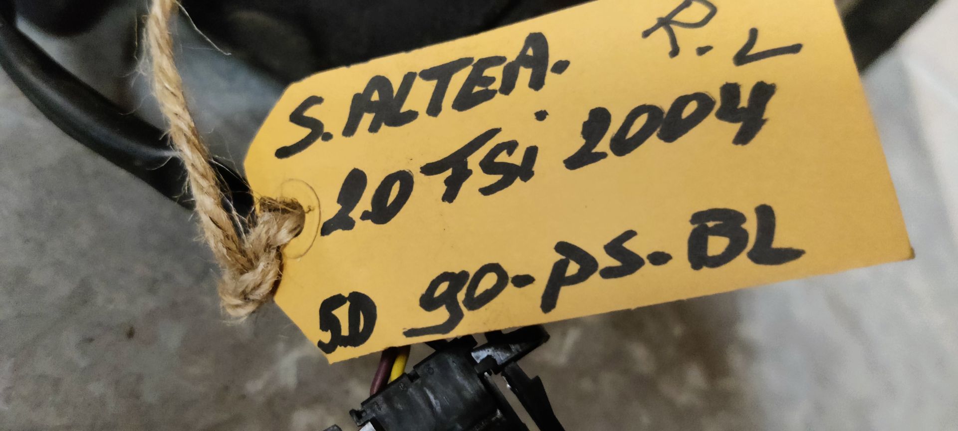 Seat Altea rechter spiegel verstelbaar uit 2004.