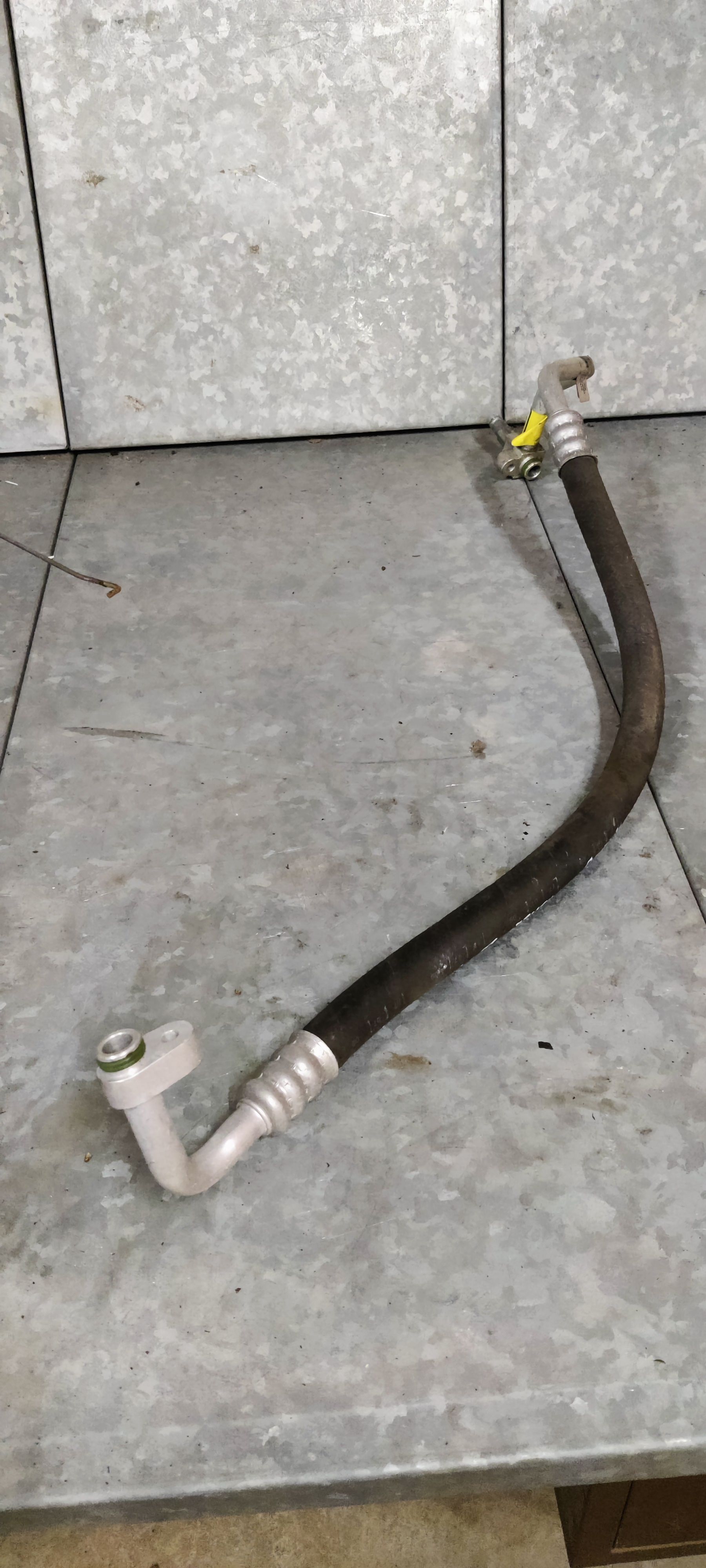 Suzuki Swift aircoslang uit 2008.