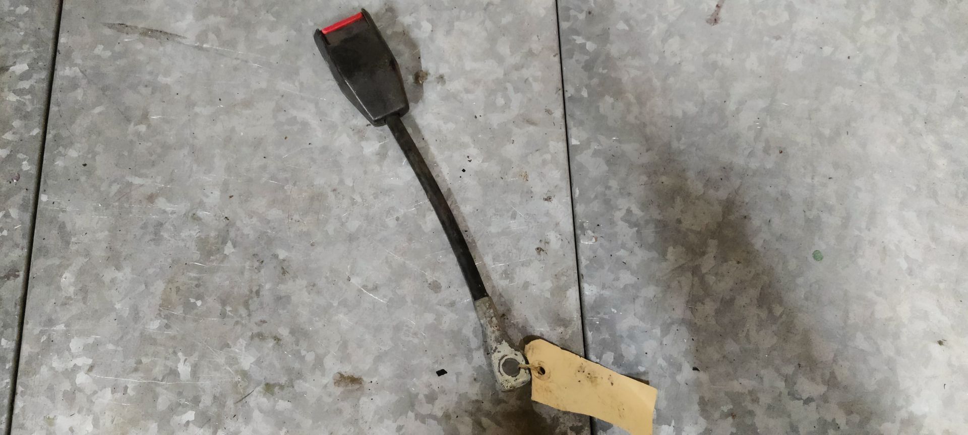 Suzuki Samurai bij Stegeman Autosloperij V.O.F. te Laren (GLD)