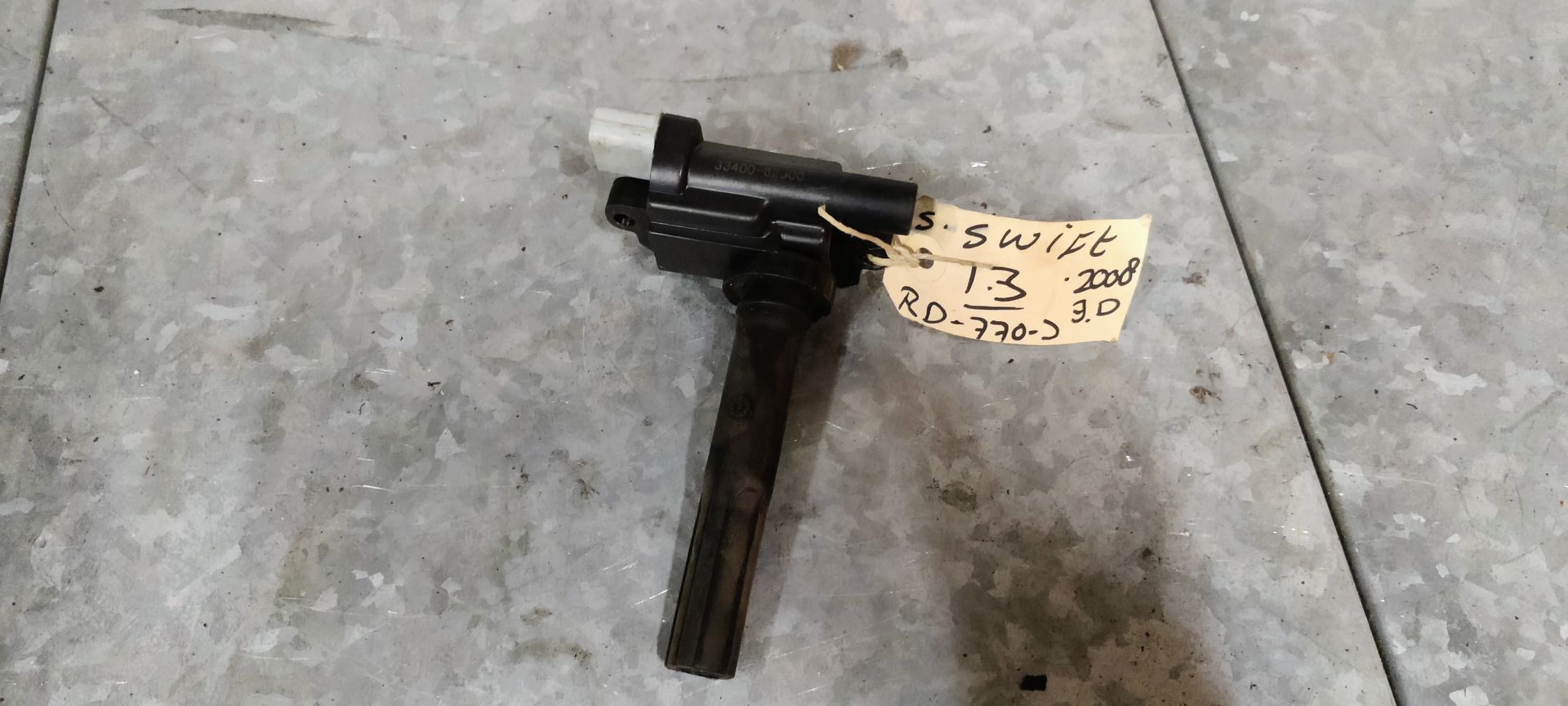 Suzuki Swift bobines bij Stegeman Autosloperij V.O.F. te Laren (GLD)