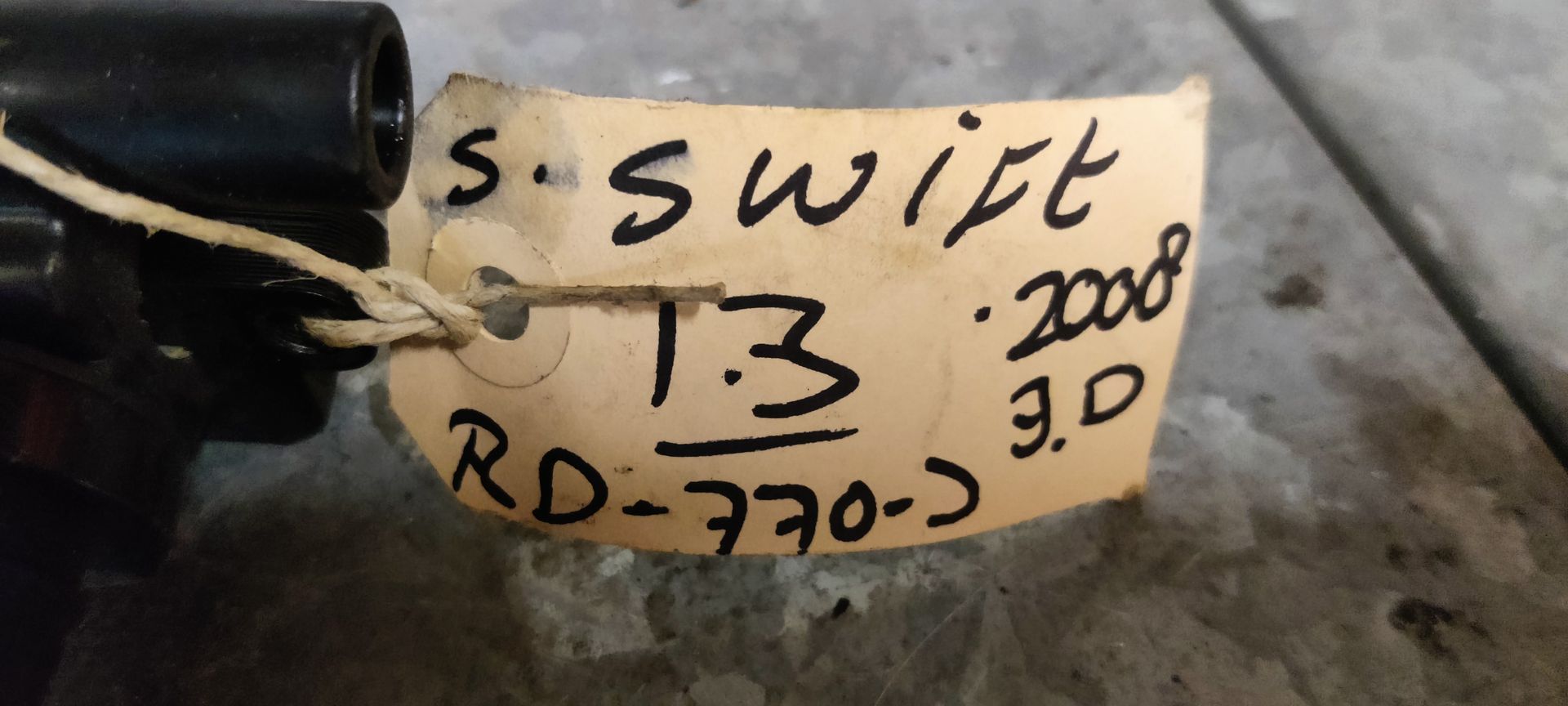 Suzuki Swift bobines bij Stegeman Autosloperij V.O.F. te Laren (GLD)