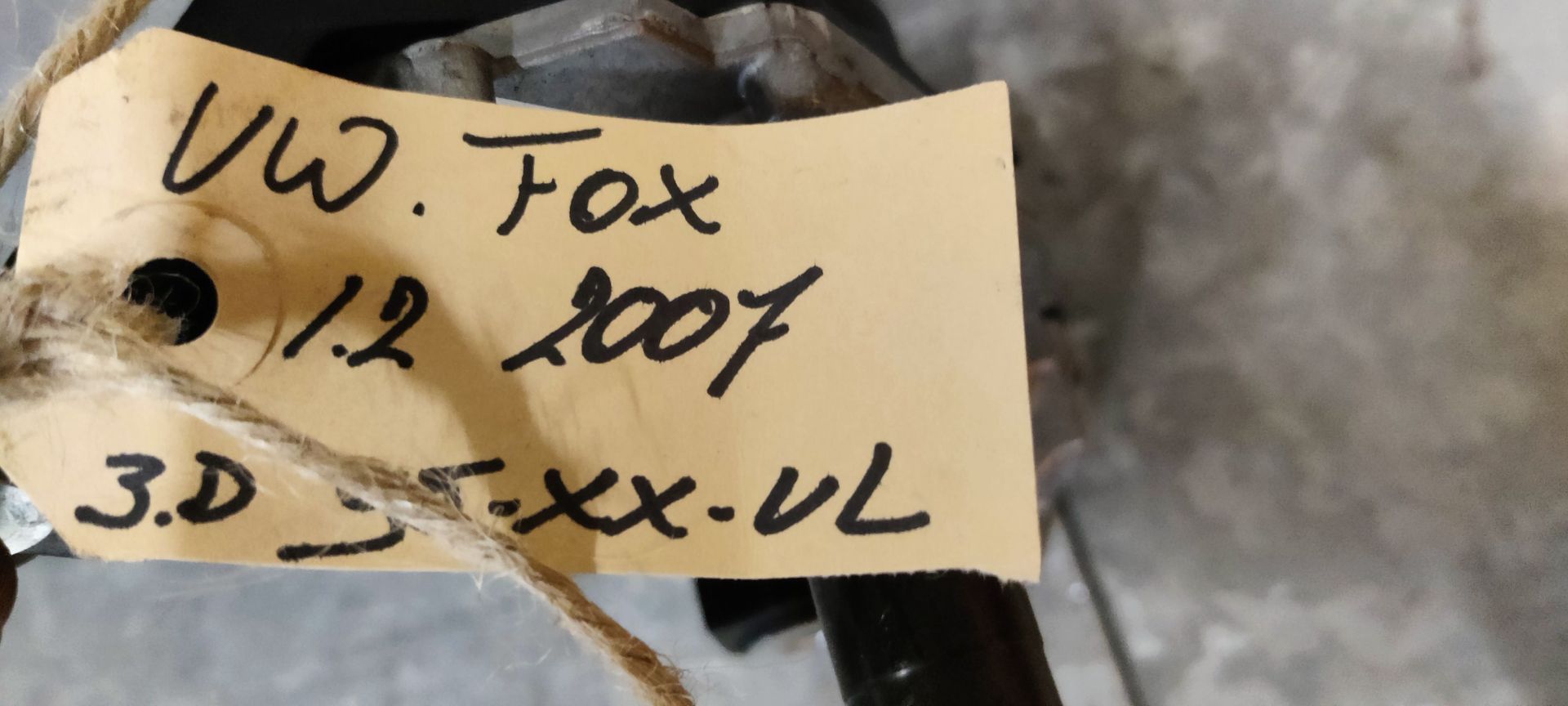 VW FOX ruitenwissermotoren op voorraad bij Stegeman Autosloperij V.O.F. te Laren (GLD)