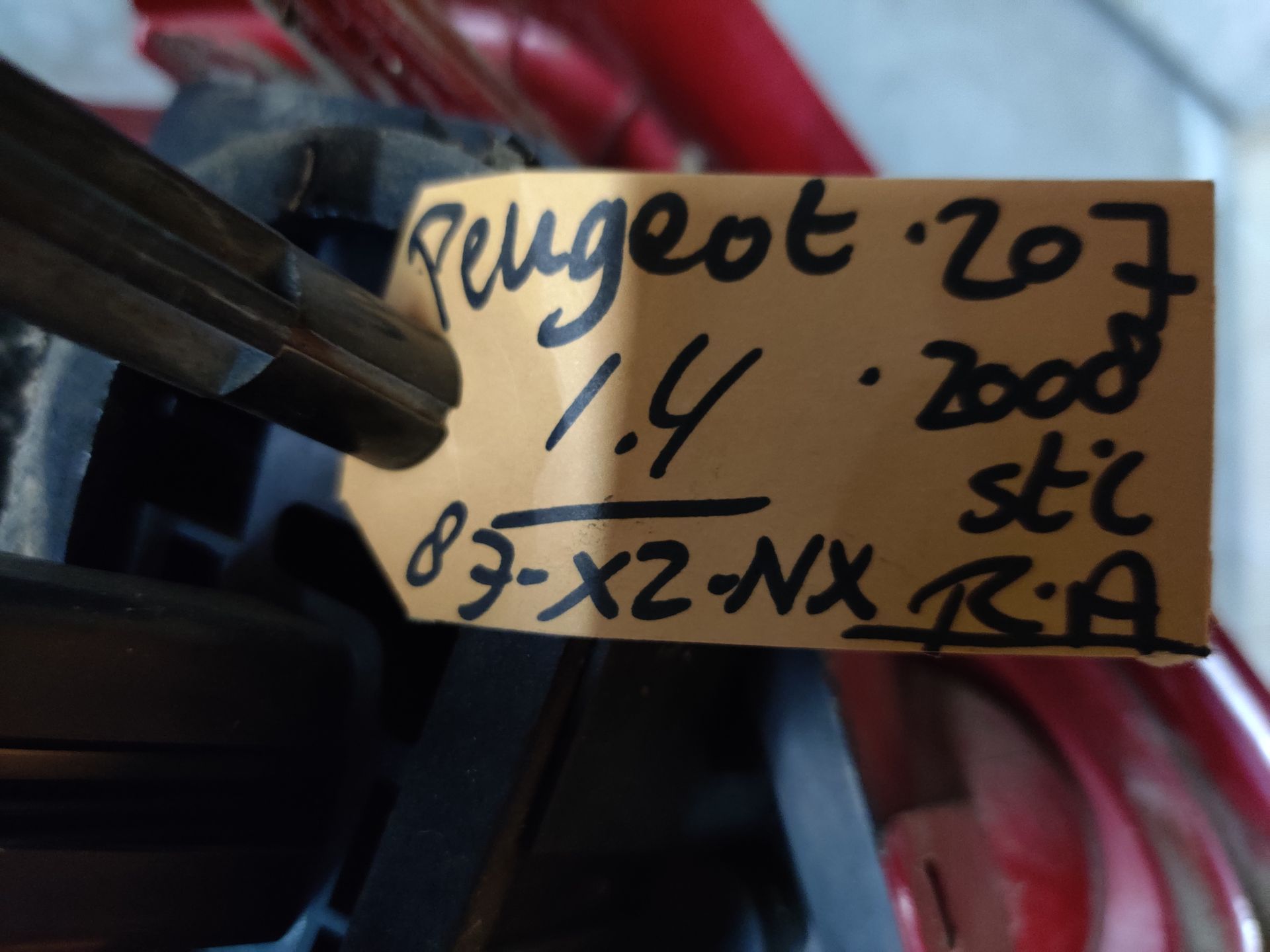Peugeot 206 meer dan 5000 onderdelen bij ons in het magazijn. www.stegemancarparts.nl