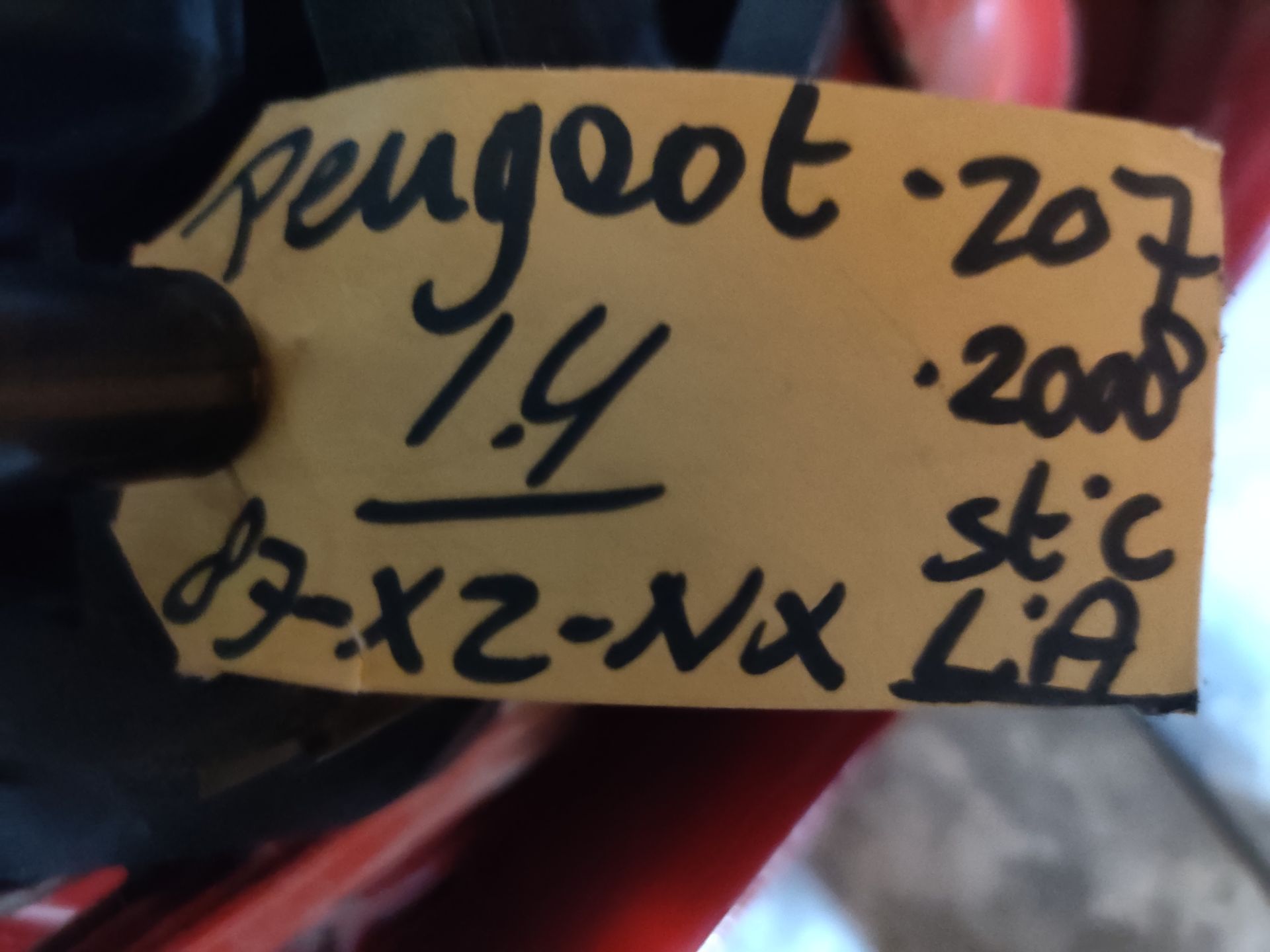 Peugeot 206 meer dan 5000 onderdelen bij ons in het magazijn. www.stegemancarparts.nl