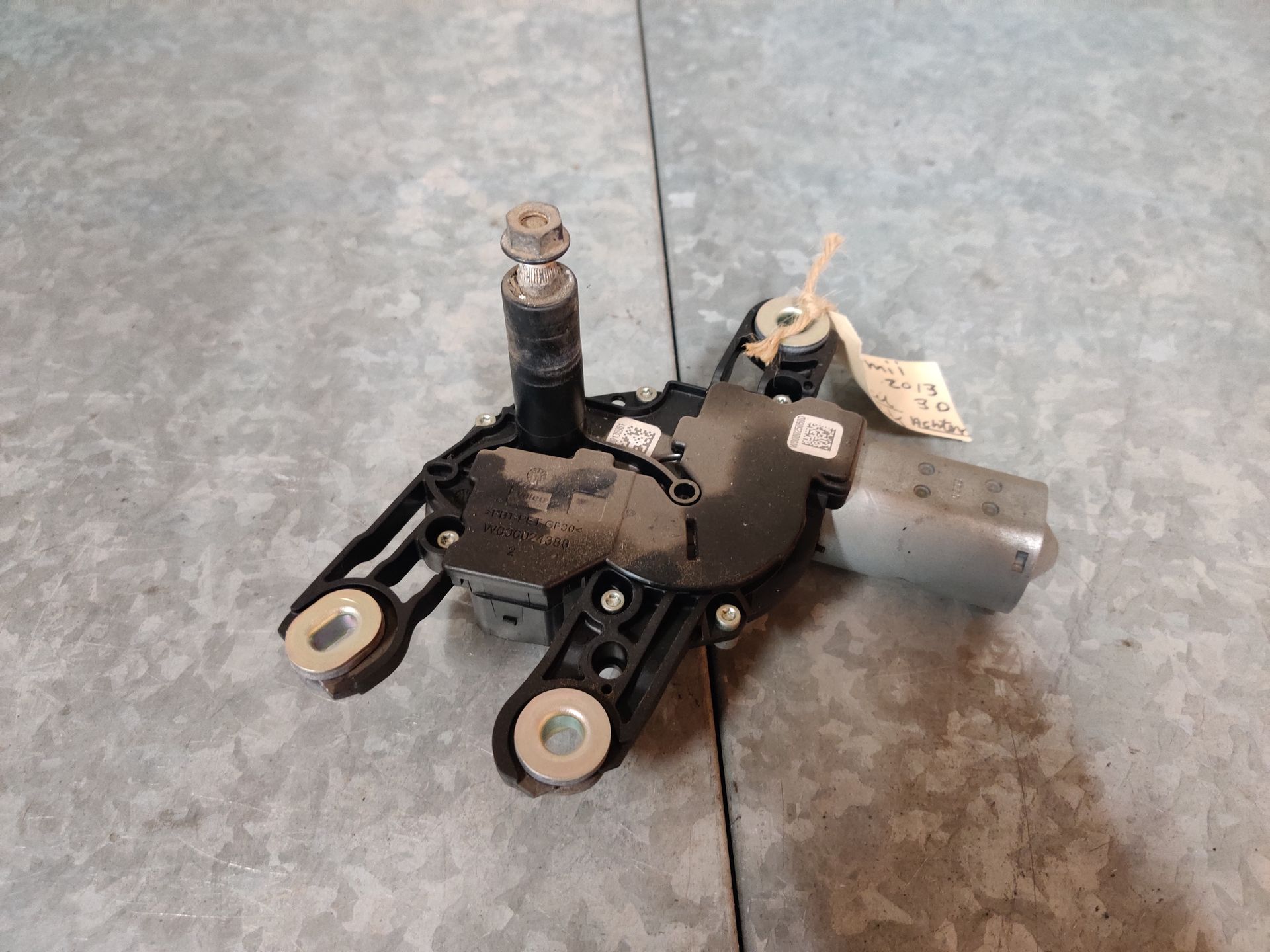 Seat Mii dan 5000 onderdelen bij ons in het magazijn. www.stegemancarparts.nl