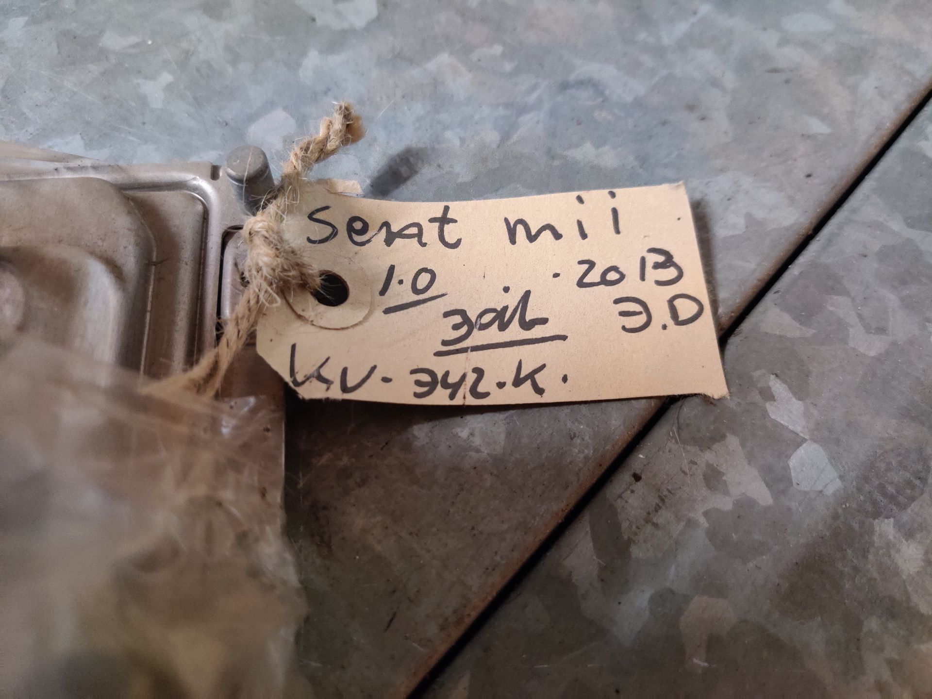 Seat Mii dan 5000 onderdelen bij ons in het magazijn. www.stegemancarparts.nl