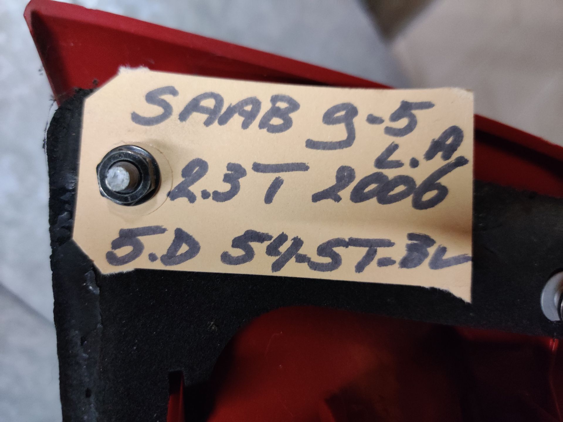 Saab onderdelen bij Stegeman Autosloperij bij Lochem.