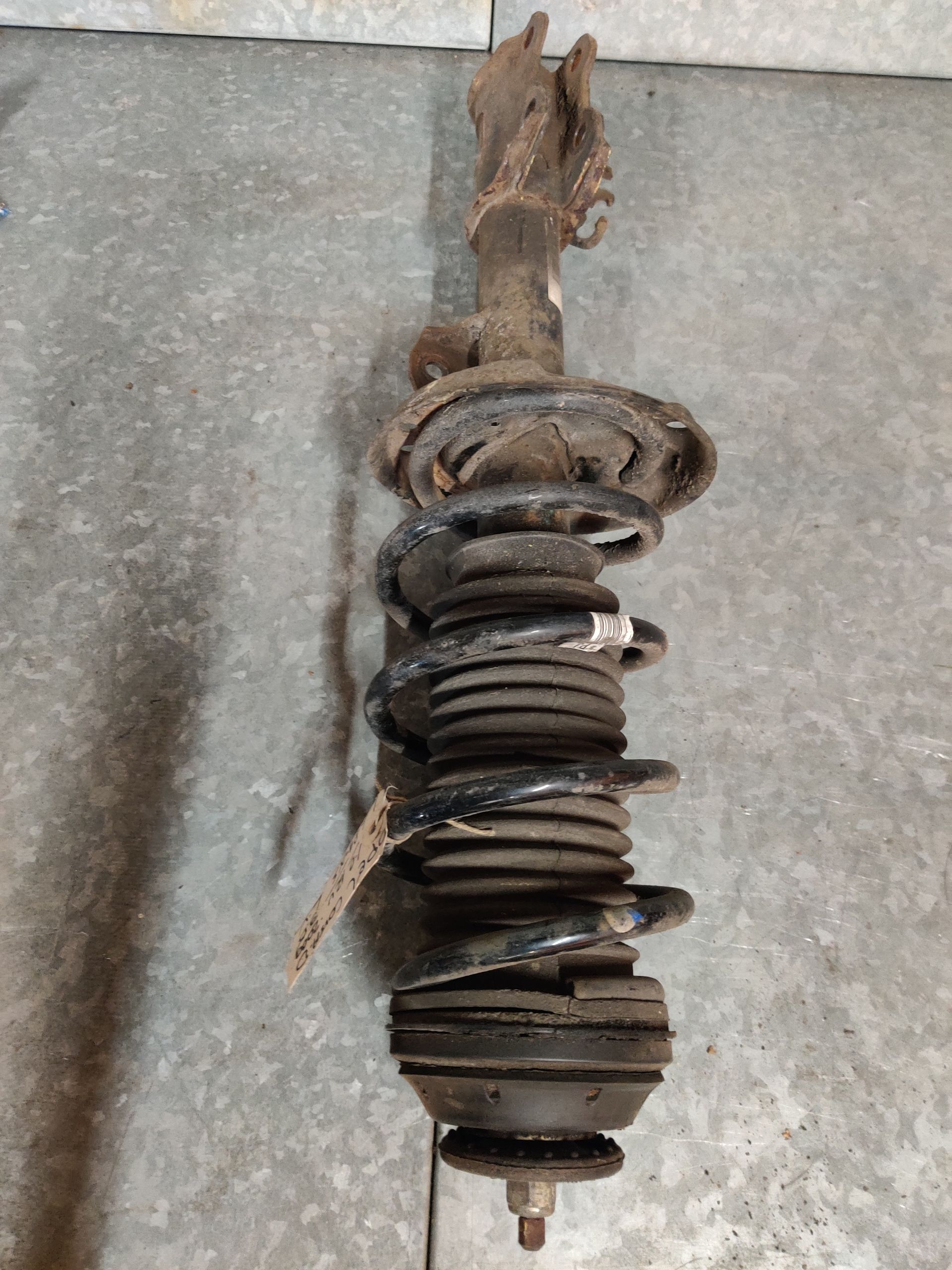 Opel Kapitan, Admiral, Diplomat, onderdelen bij Stegeman Autosloperij bij Lochem.